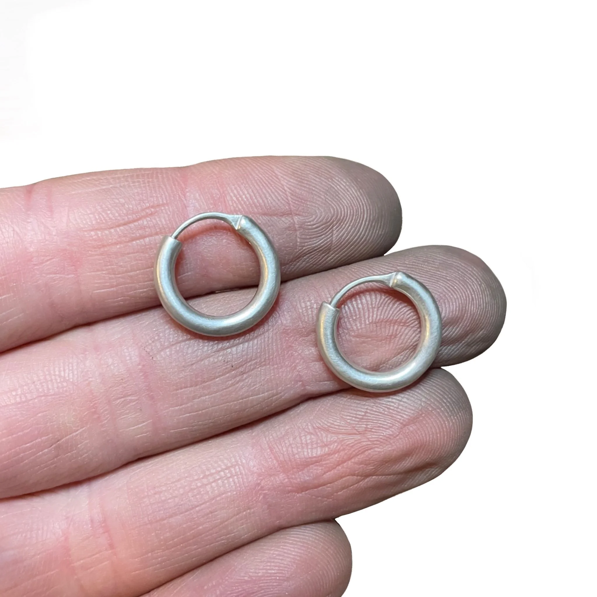 Huggie Hoops 1.jpg