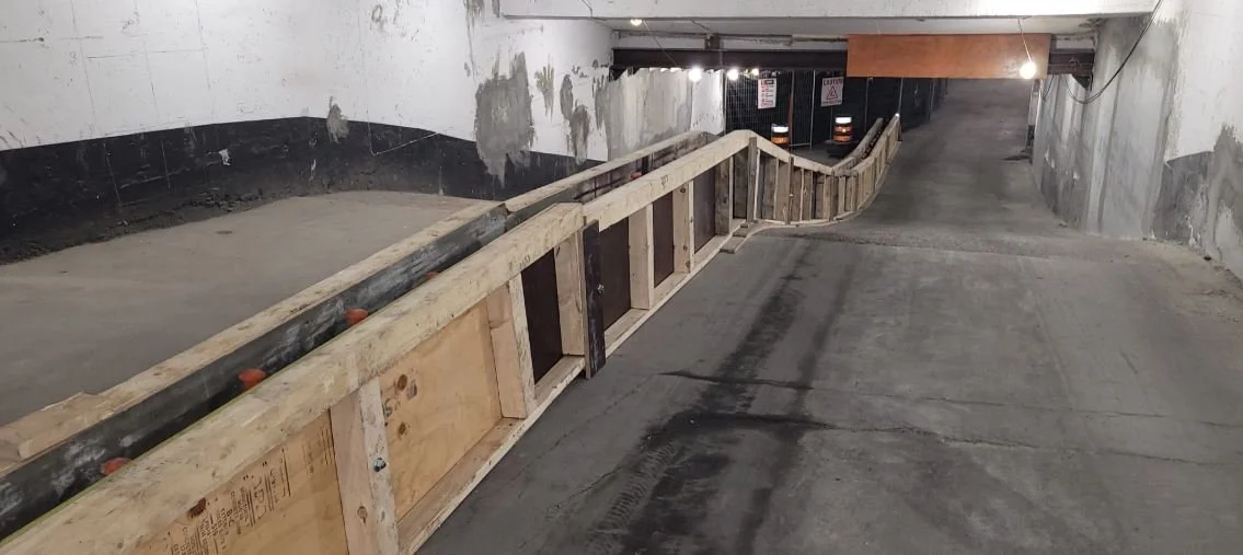 140 Carlton St, Toronto