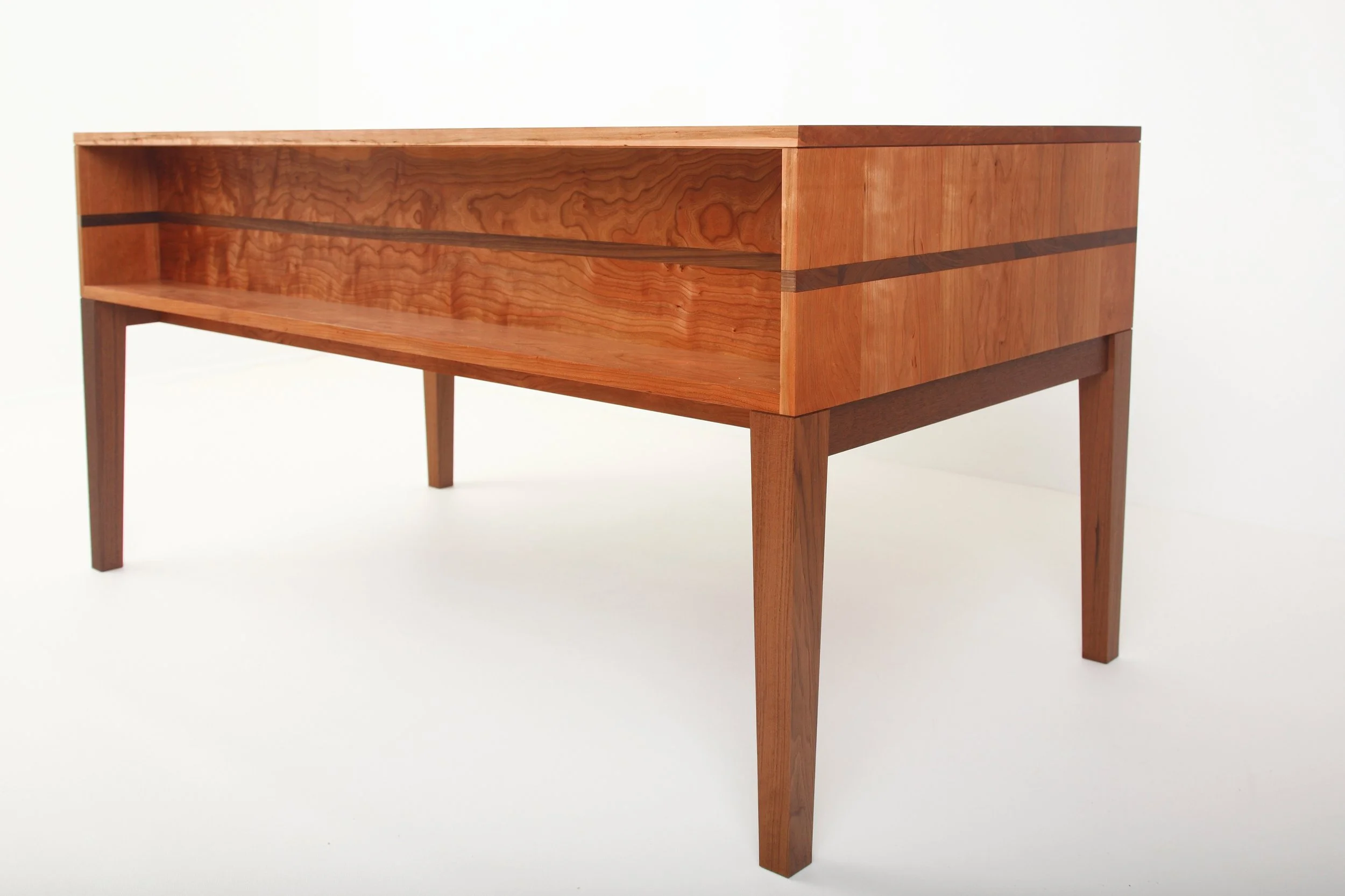 Oli Desk023.jpg