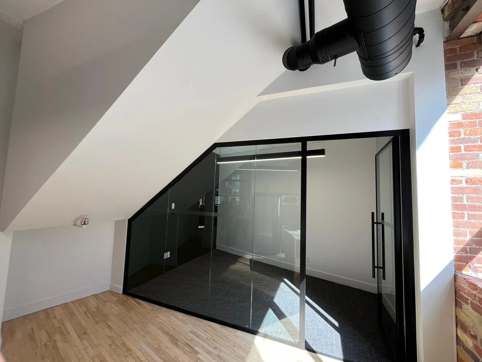 PHOTO-2025-10-01-14-31-12 4.jpg