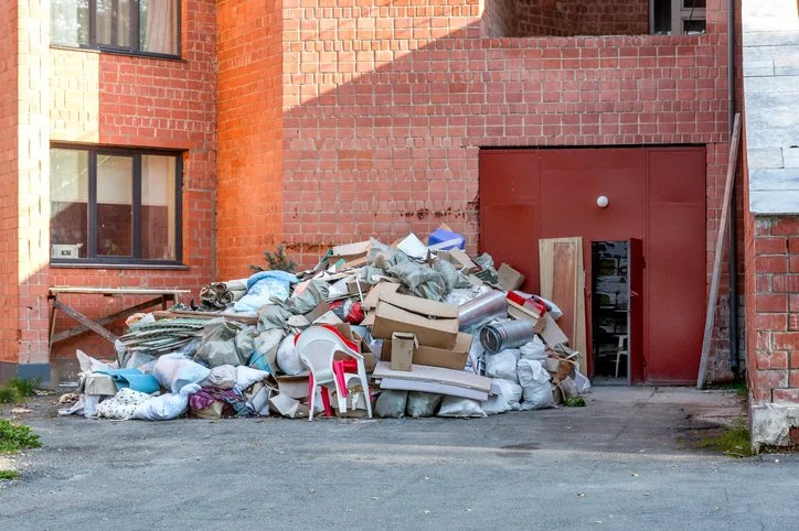 junkremoval_commercial_queencity.jpg