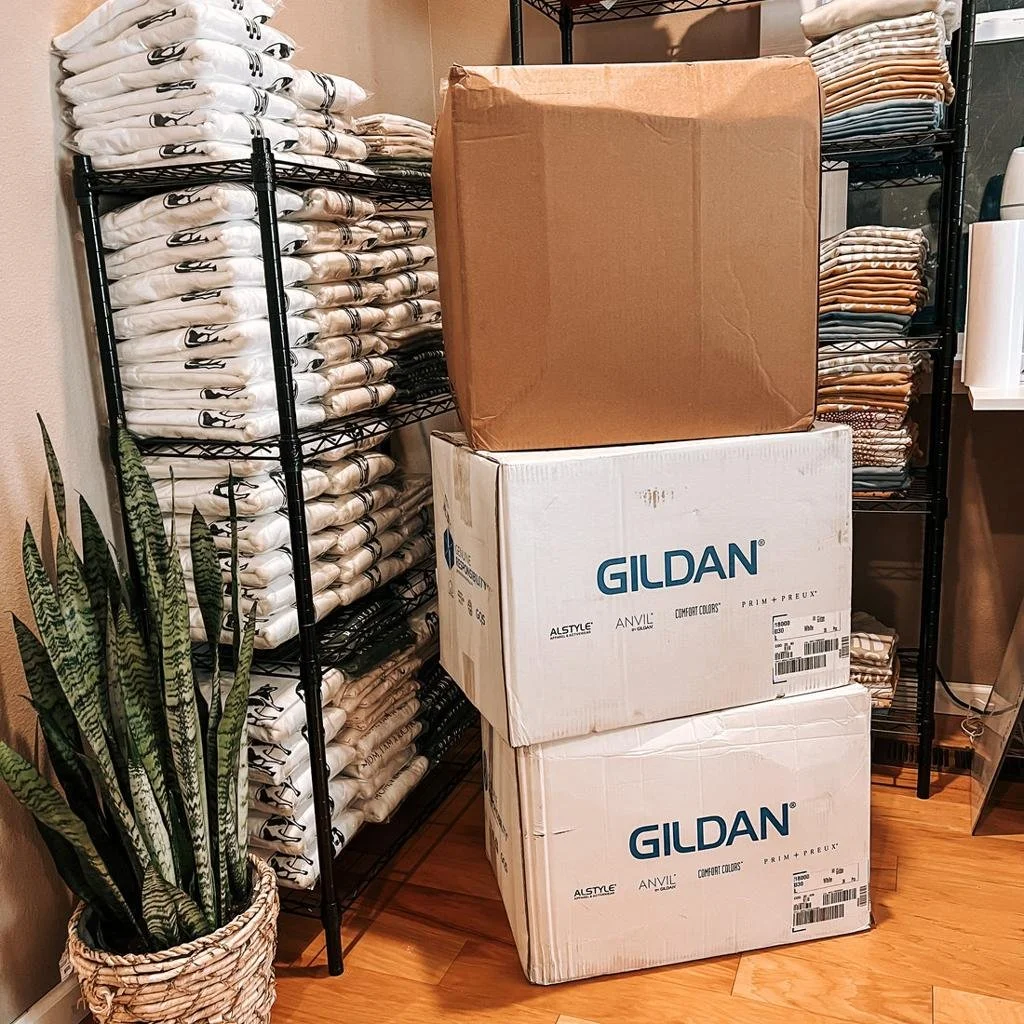 Wholesale vs. Retail: When Should Your Apparel Business Start Buying in Bulk?