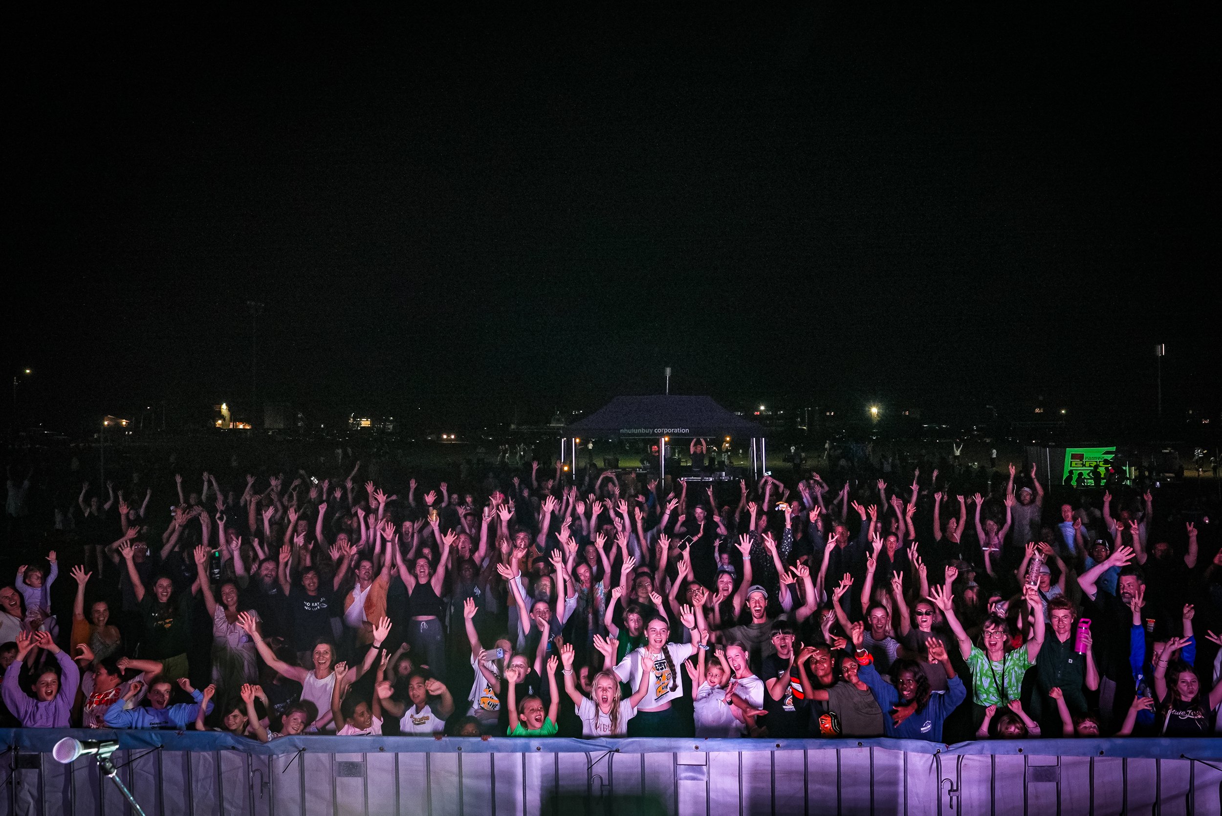 crowd.jpg