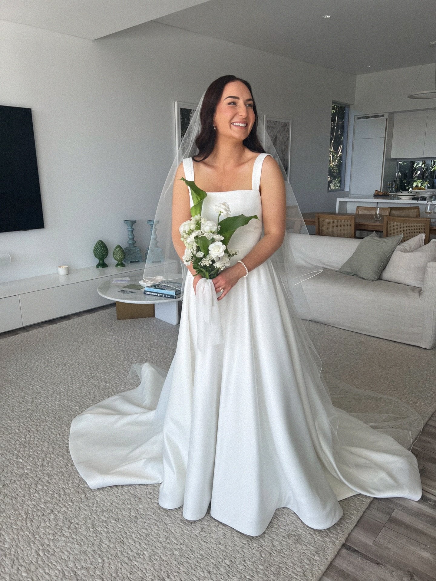 Save this for the perfect wedding tone used for this sun-kissed look on @lauradelforce from her wedding at @noosawaterfrontweddings last weekend 🤍

#casabareweddings 
casabareweddings.com.au

#bridaltan #weddingtan #luxuryweddings