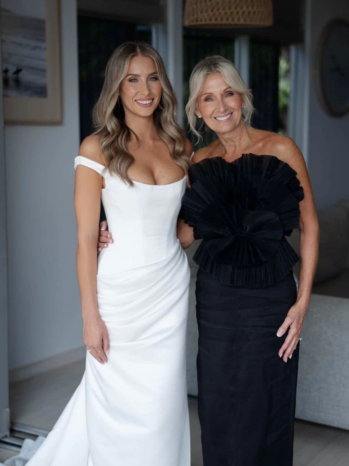 Bridal beauty inside and out @emirving_ (the apple doesn&rsquo;t fall far from the tree)

Bridal Hair Specialists @ayloulahairdesign 
Image &amp; Film @the_beloved.co
Bridal Tan Artist @casabarestudio
MUA @madelienejmakeup 

Venue @rickysweddings