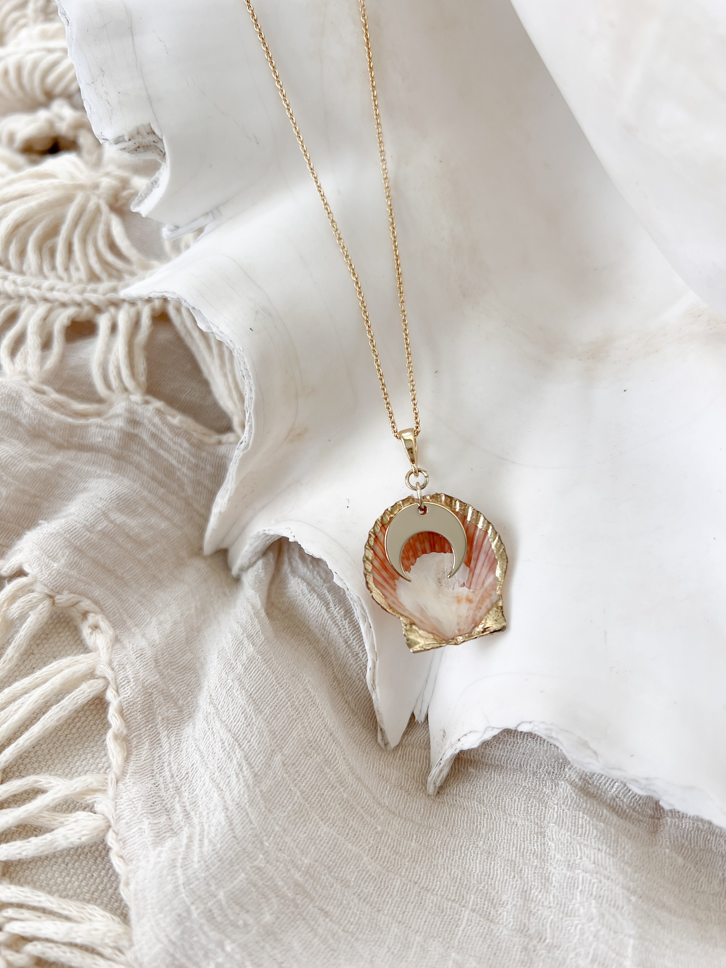 Mystic Necklace in Dusky Rose
