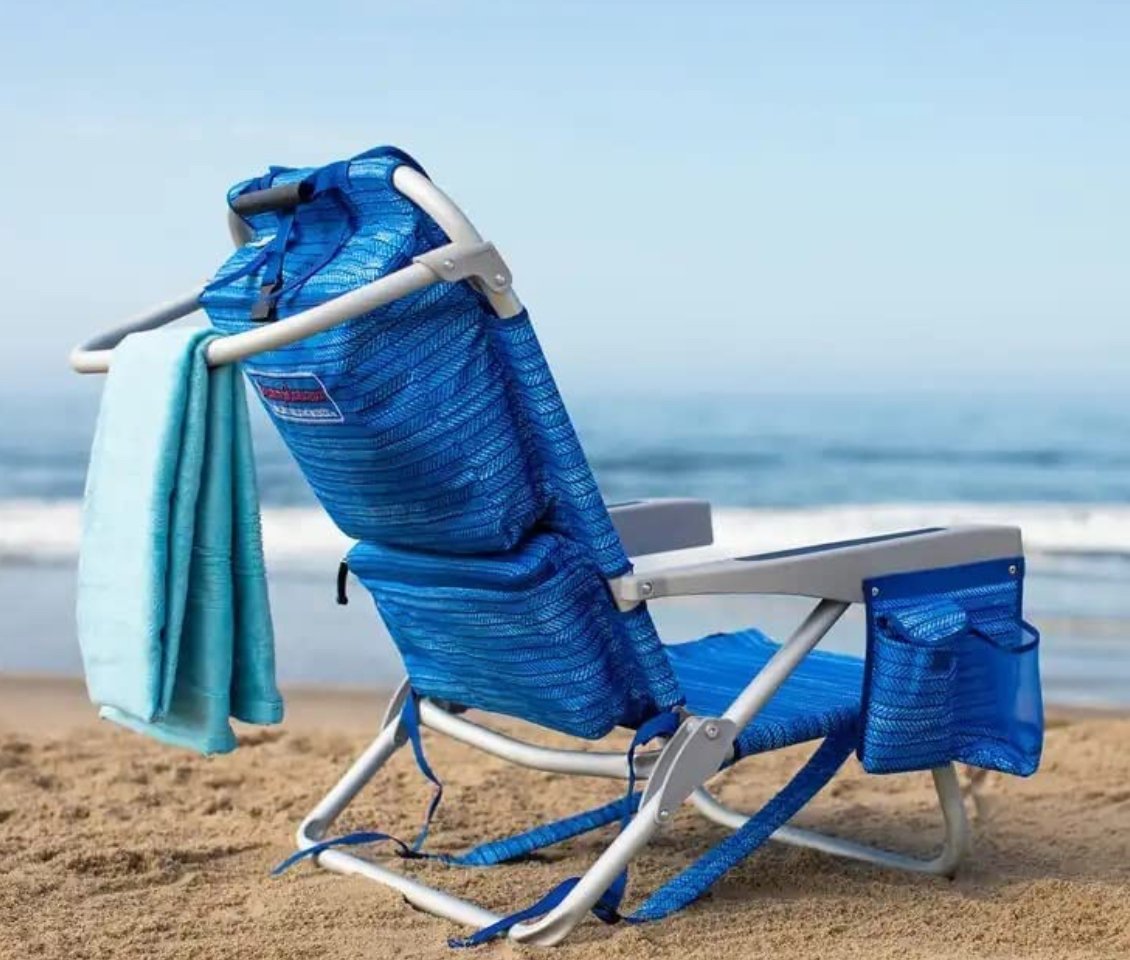 2 Beach Chairs, 7 Day Rental