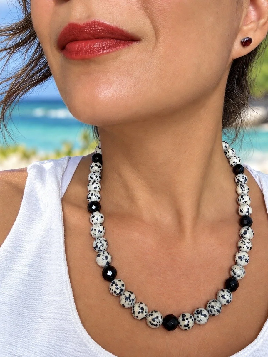 Collar de Jaspe Dálmata y Ágata Negra Facetada de 10 mm (50 cm)