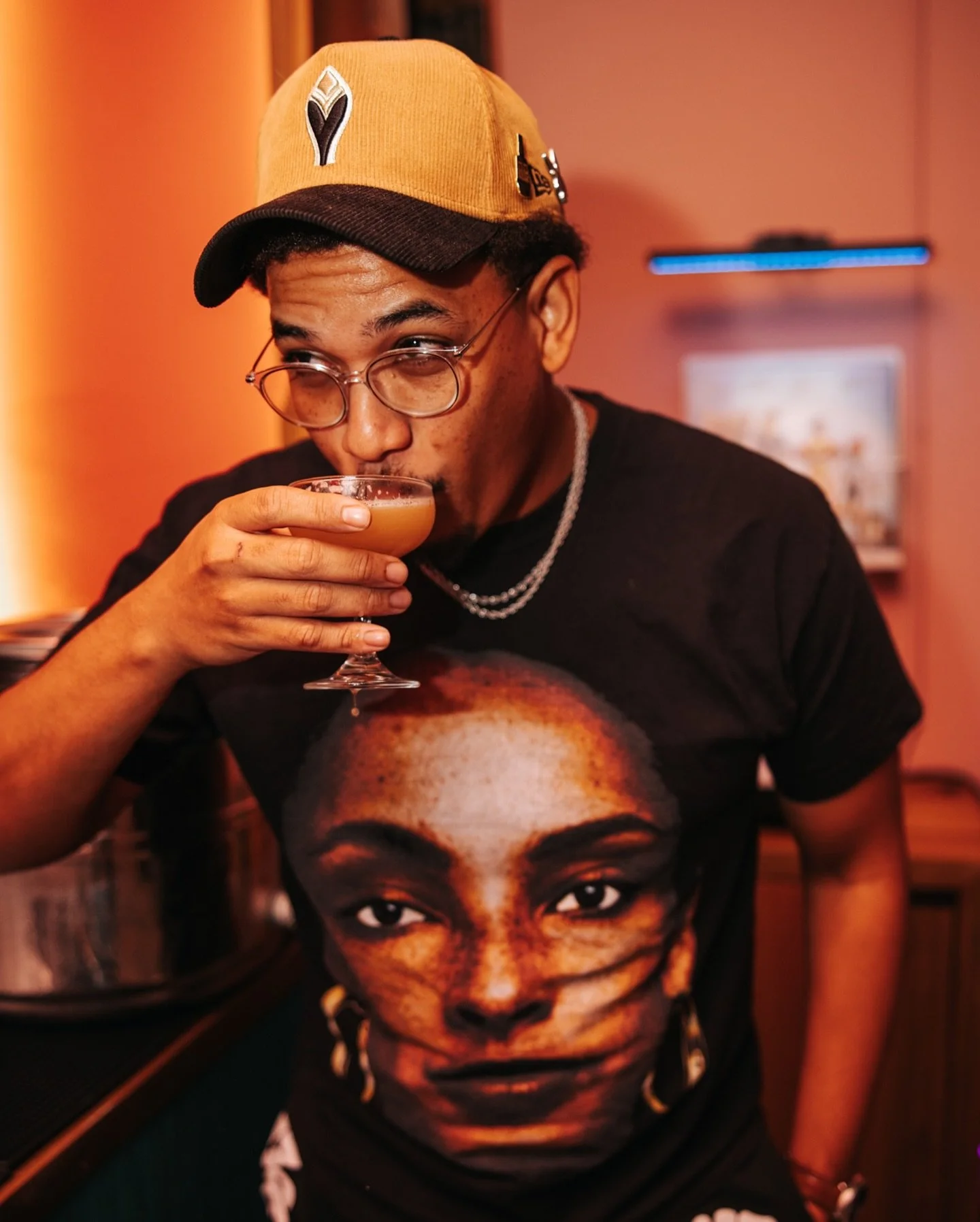 TGIF. Come sip with us. 

📸 @sheshoots_