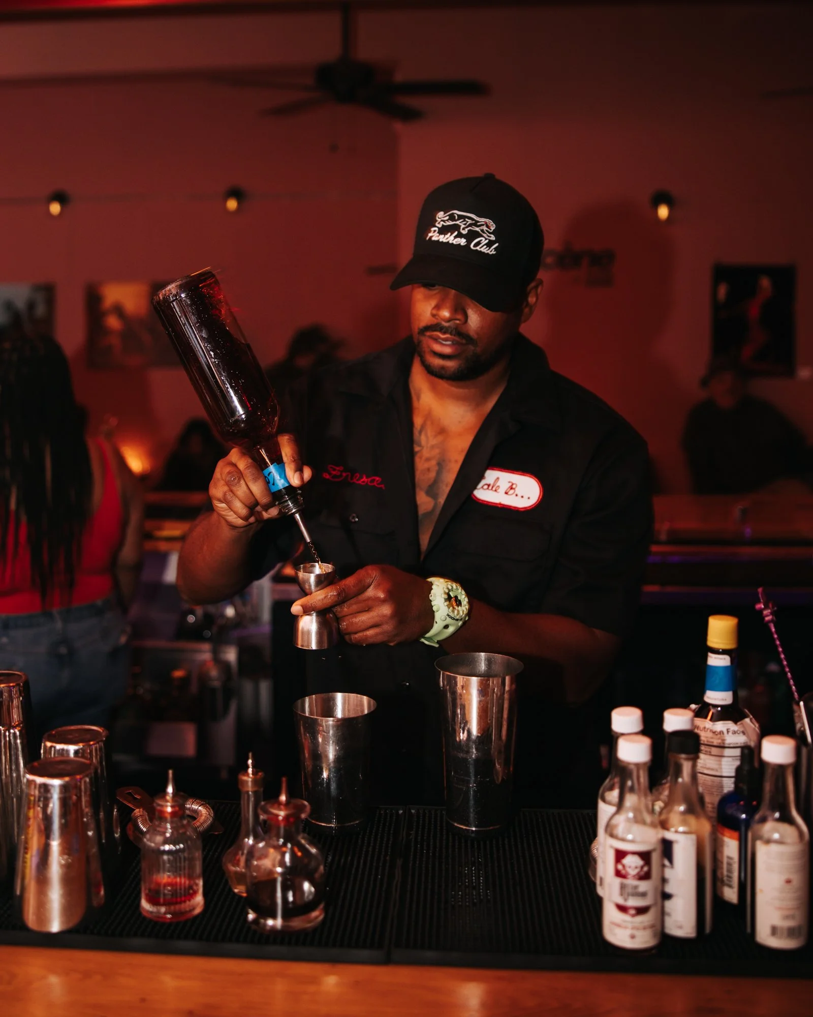 Crown Friendsgiving at Nightbloom-43.jpg