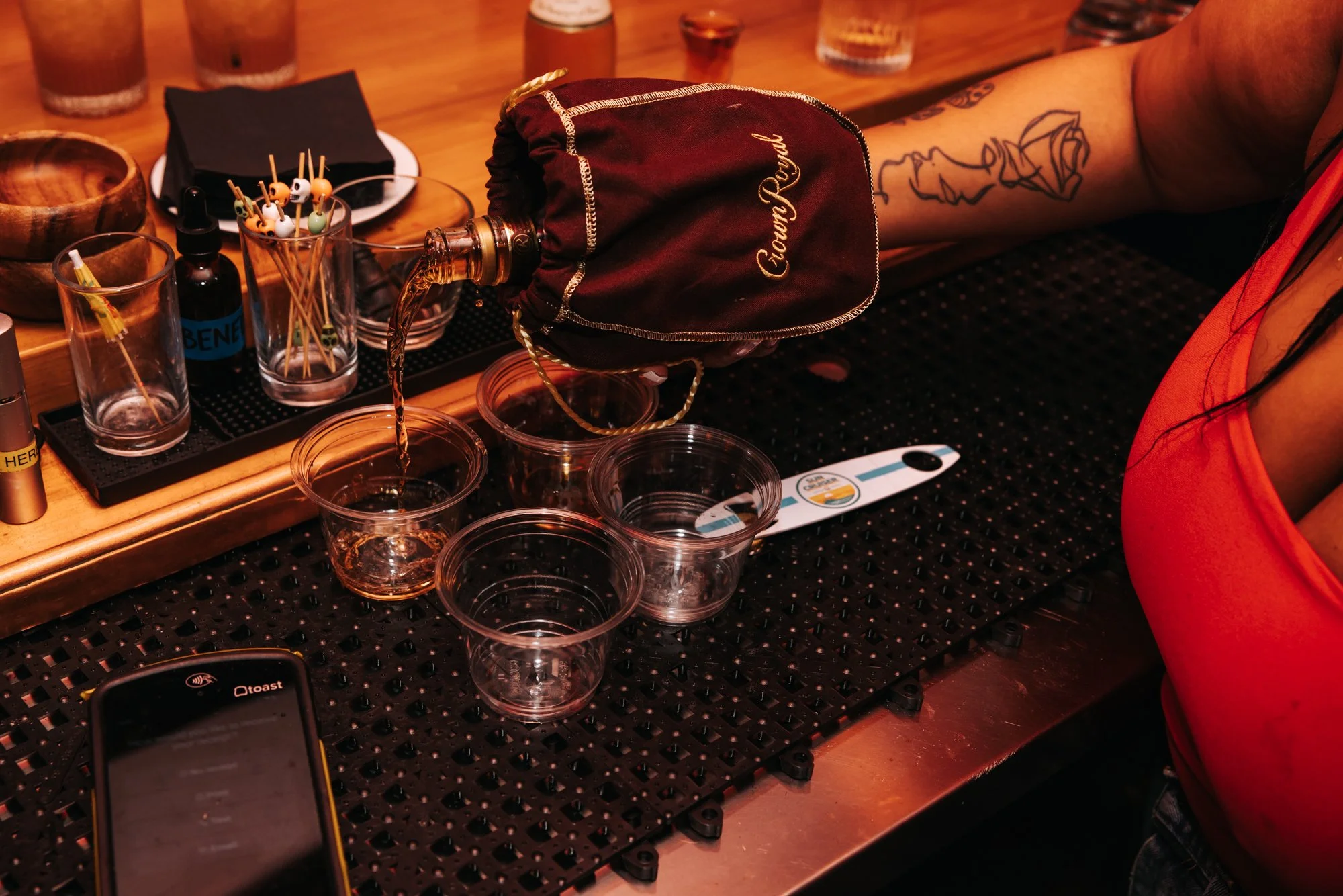 Crown Friendsgiving at Nightbloom-128.jpg