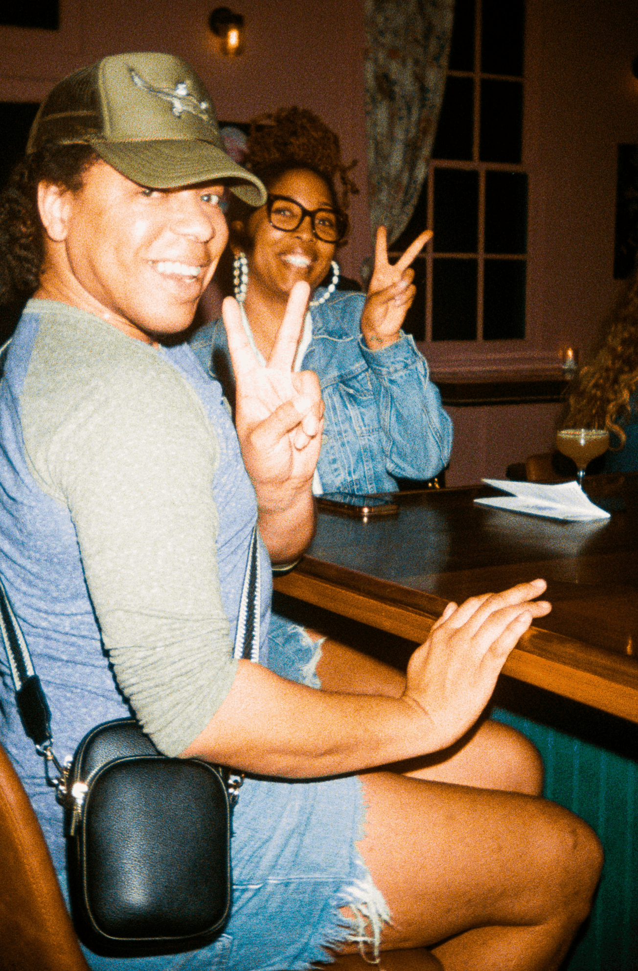 wigglegram_2025-04-11T19_48_43.177Z.gif
