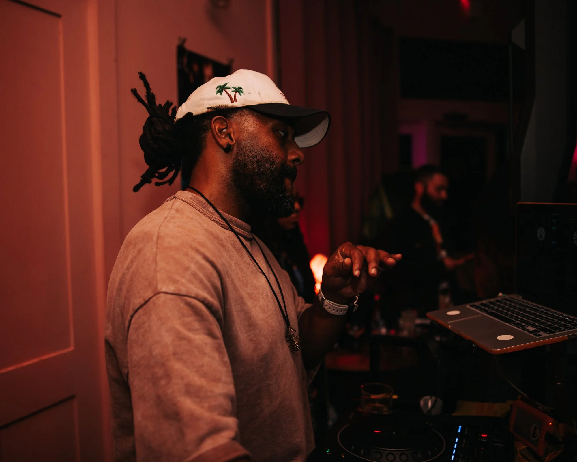 Crown Friendsgiving at Nightbloom-177.jpg