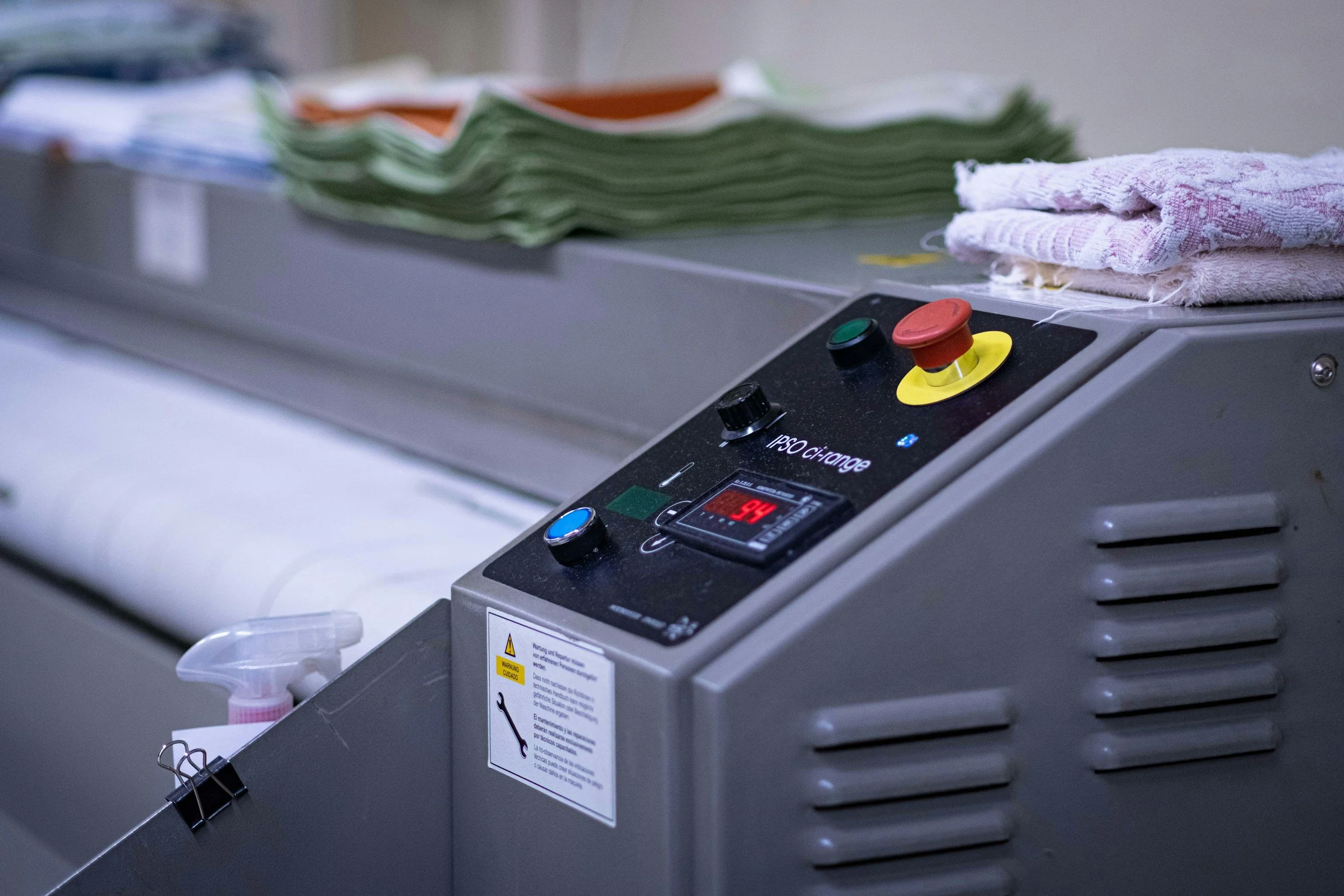 Commercial cutting machine - fashion industry.jpg