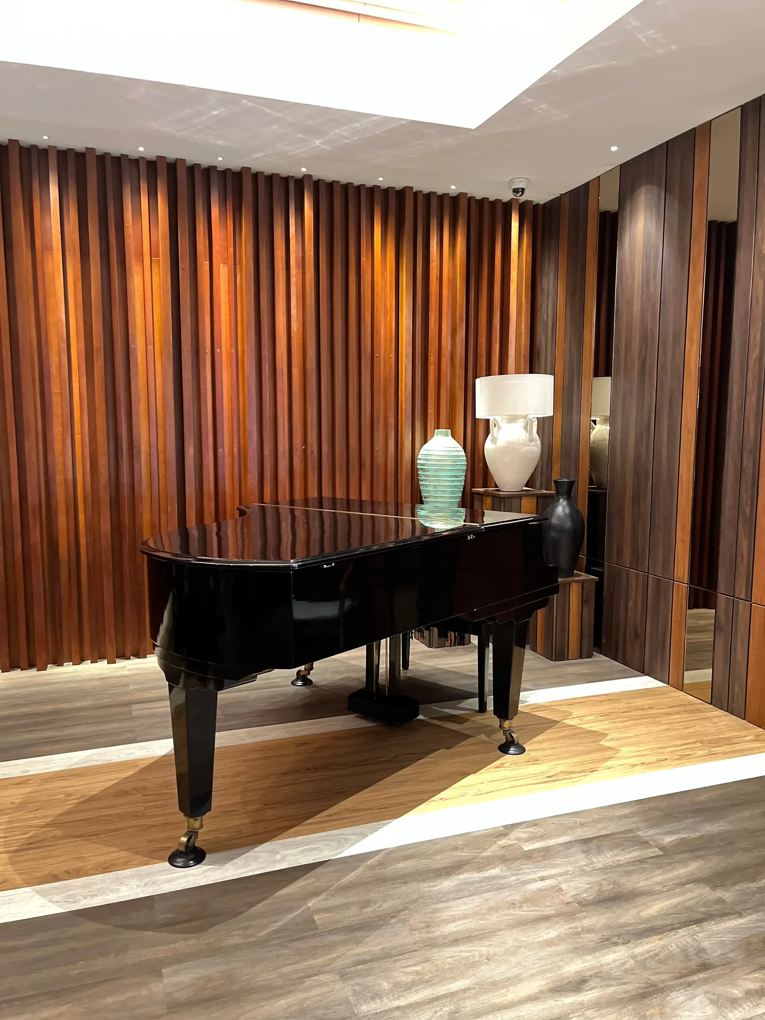 piano at ocean dynasty bali