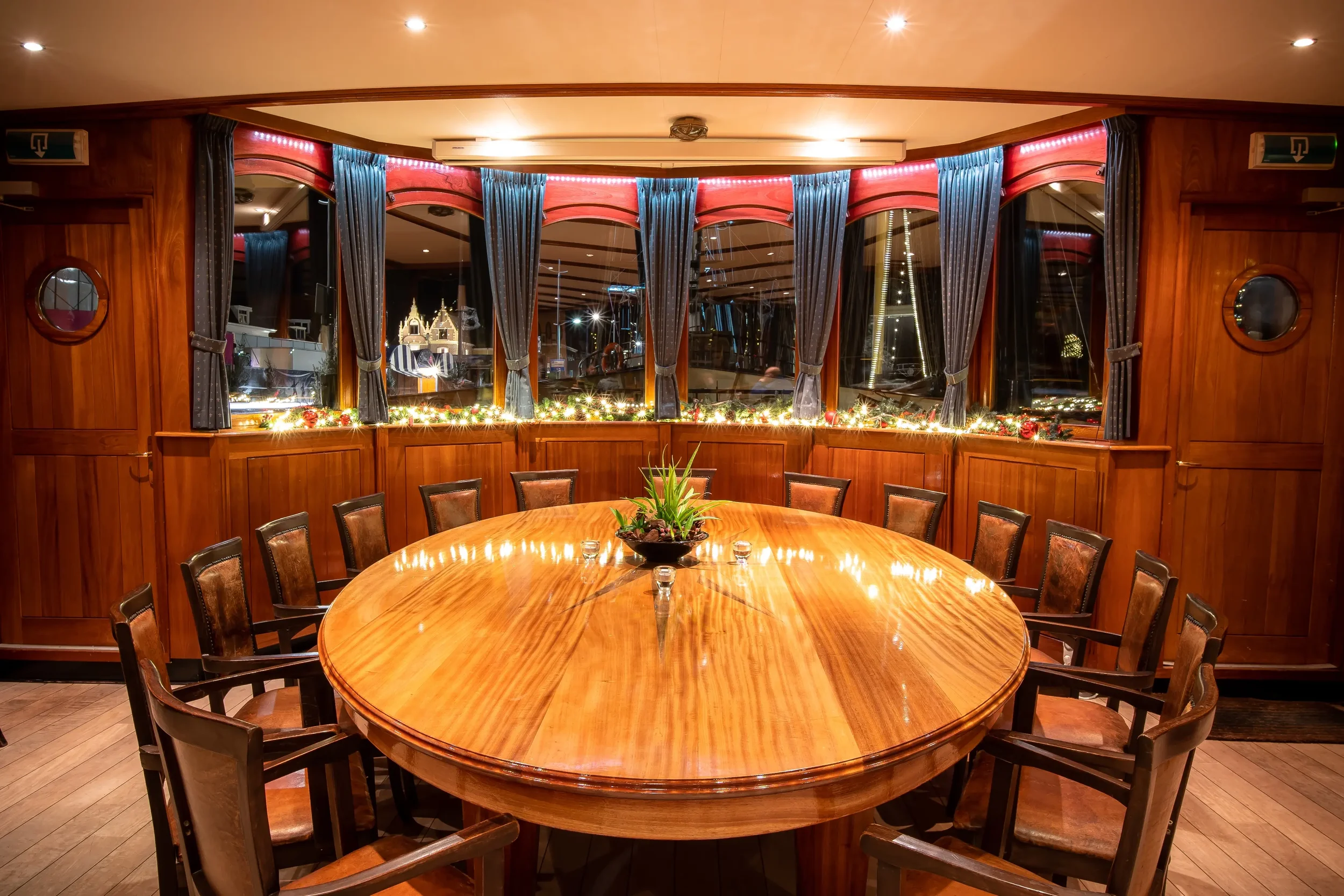 private dining room