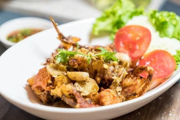 Stir-Fried Crab with Ginger and Garlic