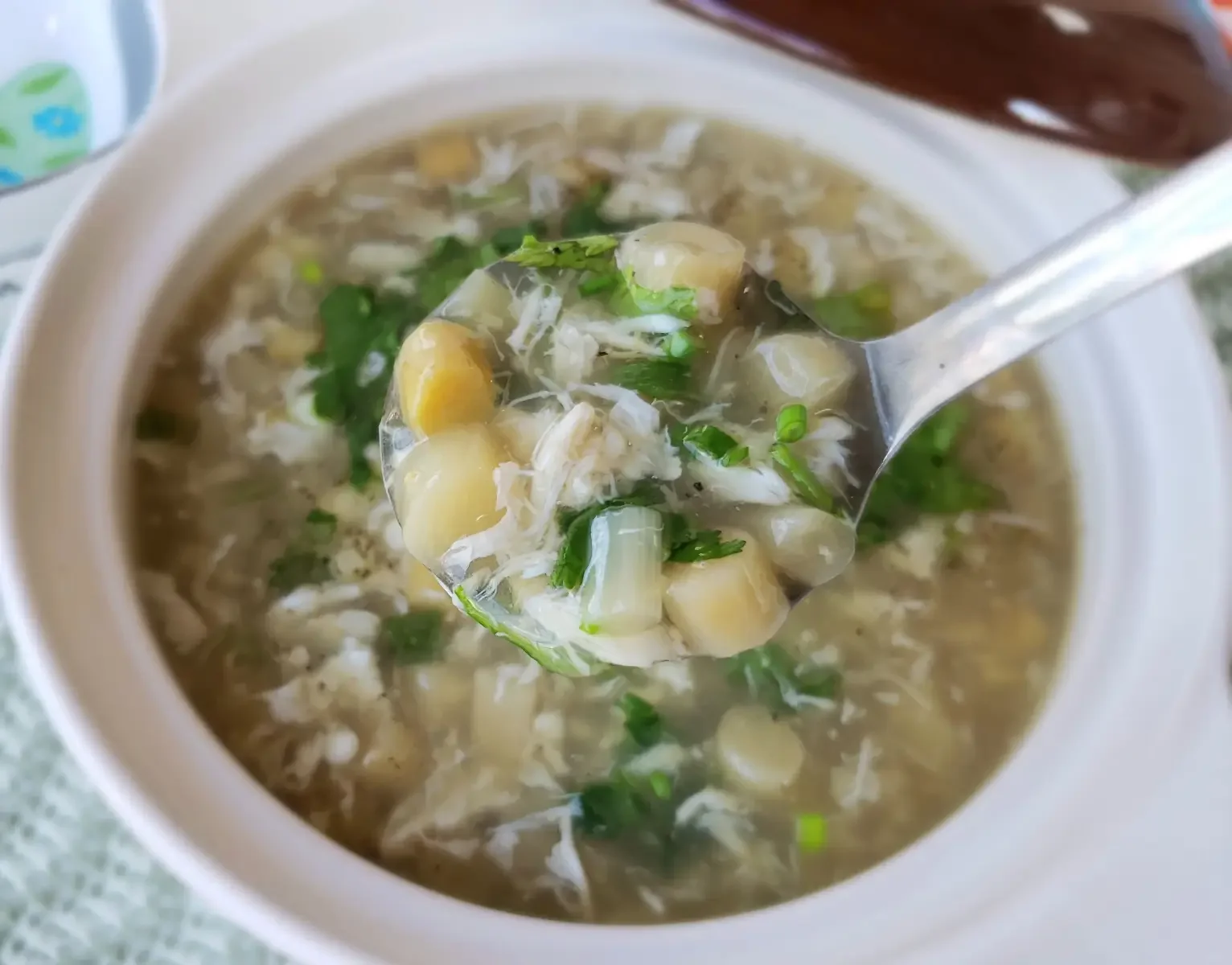 crabmeat-soup-with-asparagus