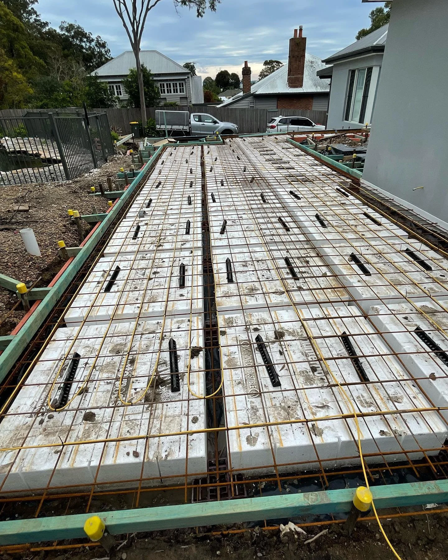 In-Slab heating before and after shot at our Toronto project. Perfect for those cold mornings to keep everything toasty! @thermogroupau #underfloorheating #heating