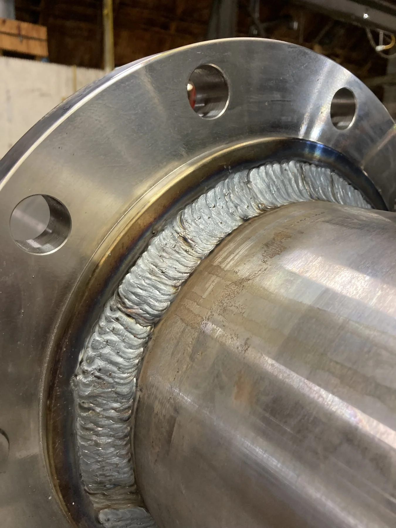 Weld detail on a flanged shaft assembly