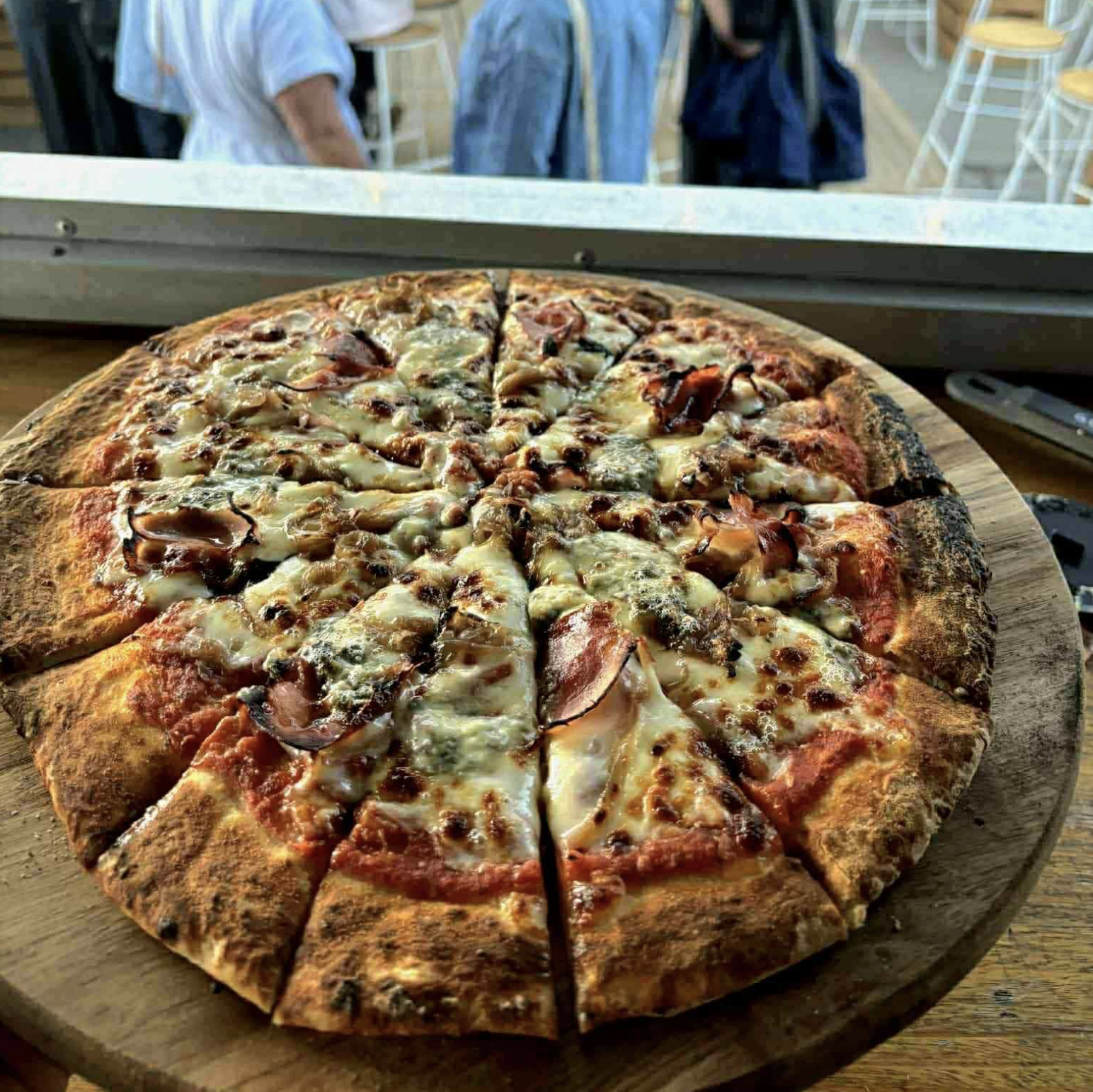 Serving up fresh, delicious pizza for Style & Leaf Co customers in Katanning, WA