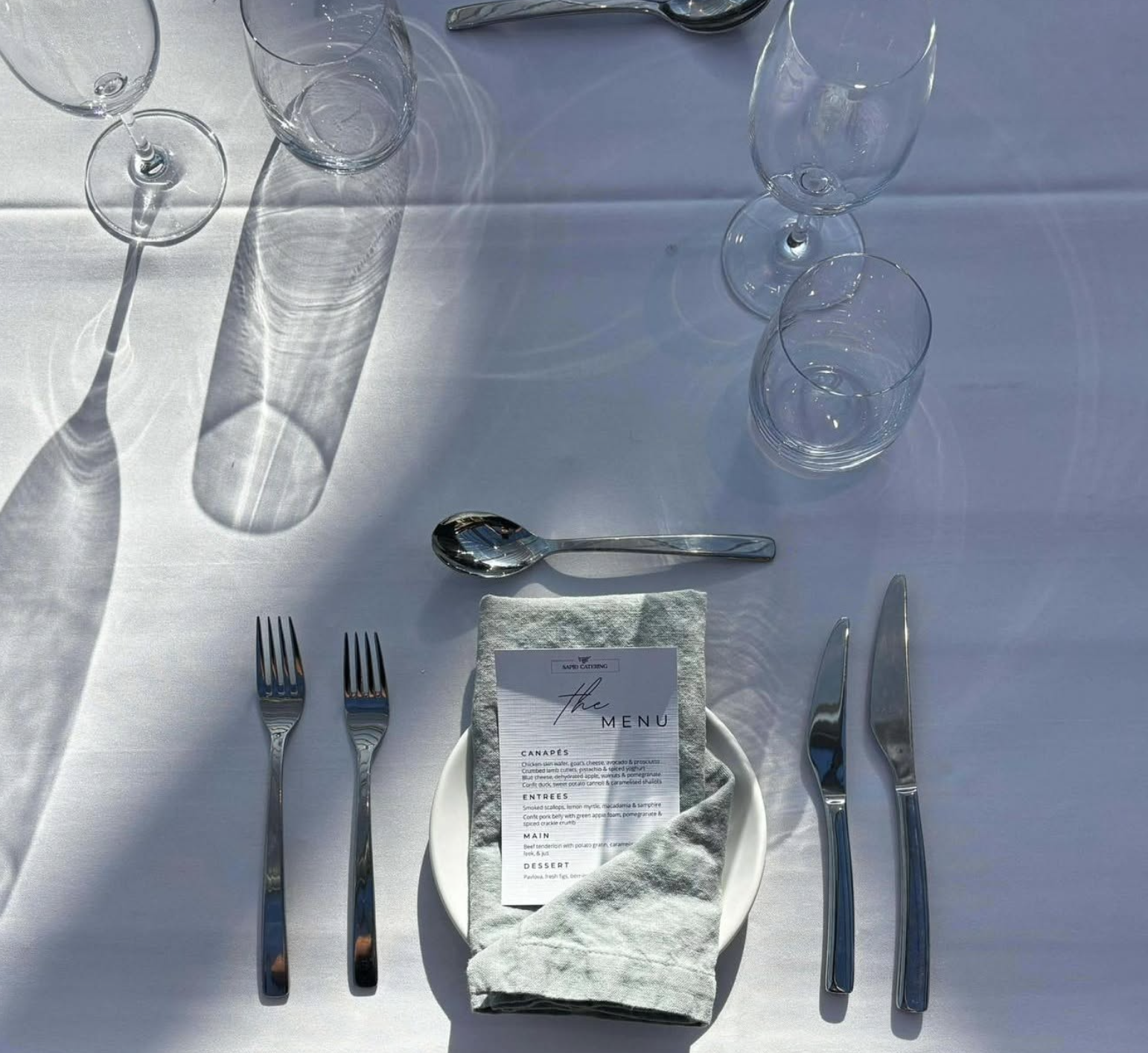 Attentive to every detail and inspired by your wildest dreams, Sapid Catering brings every desire to life. 