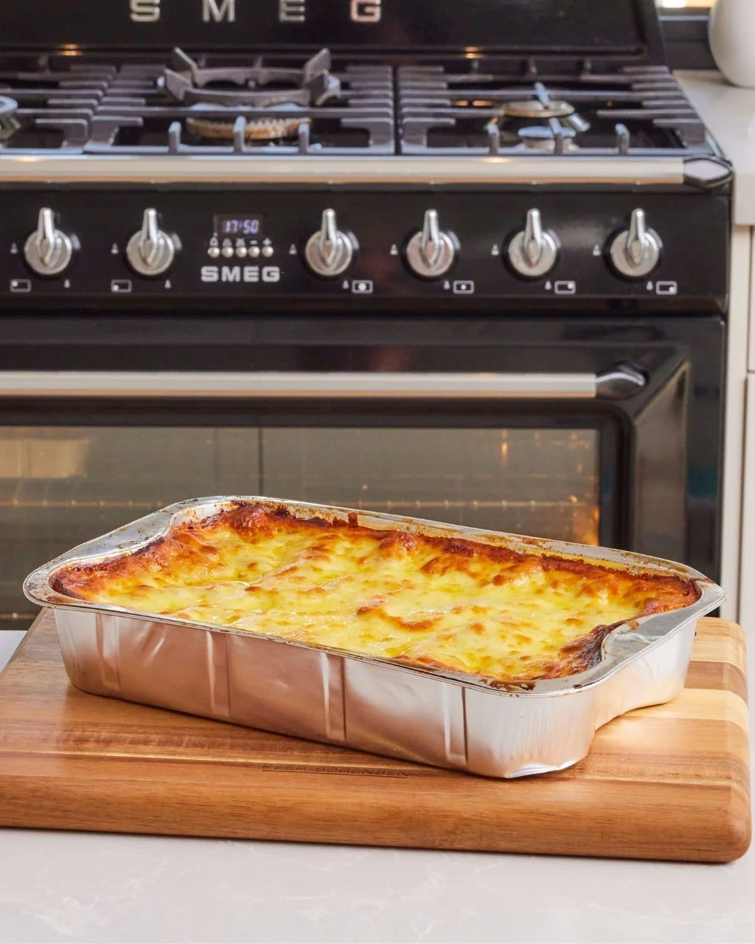 Summer&rsquo;s still taking its time, so keep cosy this week and add our large beef lasagne to your dinner rotation. 🤎 

📸 @jonwebbphotography

#PearsonFoods #lasagna #pasta #SpaghettiBolognese #handmade #food #MelbourneFoodie #beef #SmallBusiness 