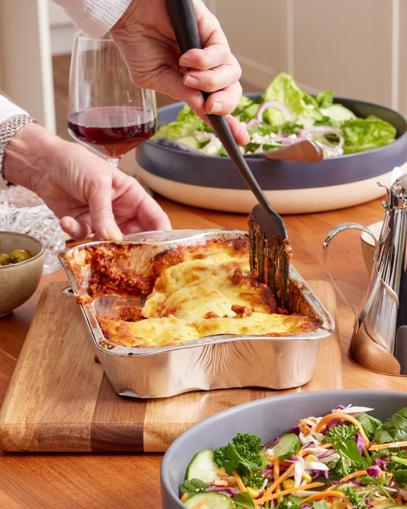 Easter weekend is almost here 🐣 Don&rsquo;t forget to stock up on your Pearson Foods favourites before the long weekend rush! 

Vegetable Lasagne, Beef Lasagna, Spaghetti Bolognese&hellip; the whole family is covered 🤎 Find your nearest stockist vi