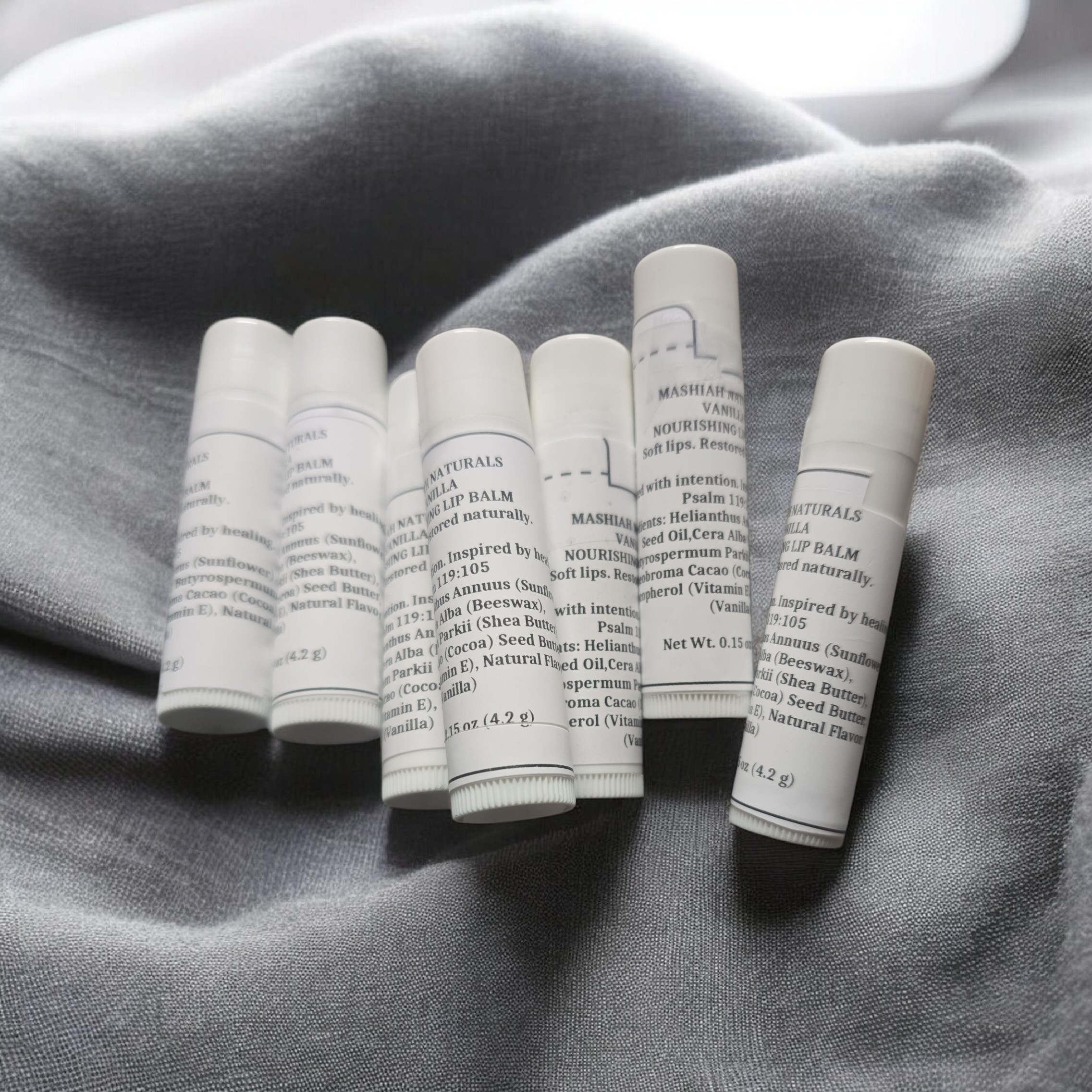 lipbalmgrey.png