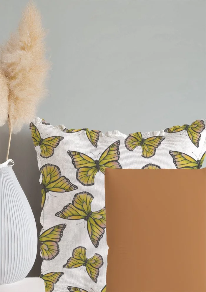 Yellow_Cushions.jpg