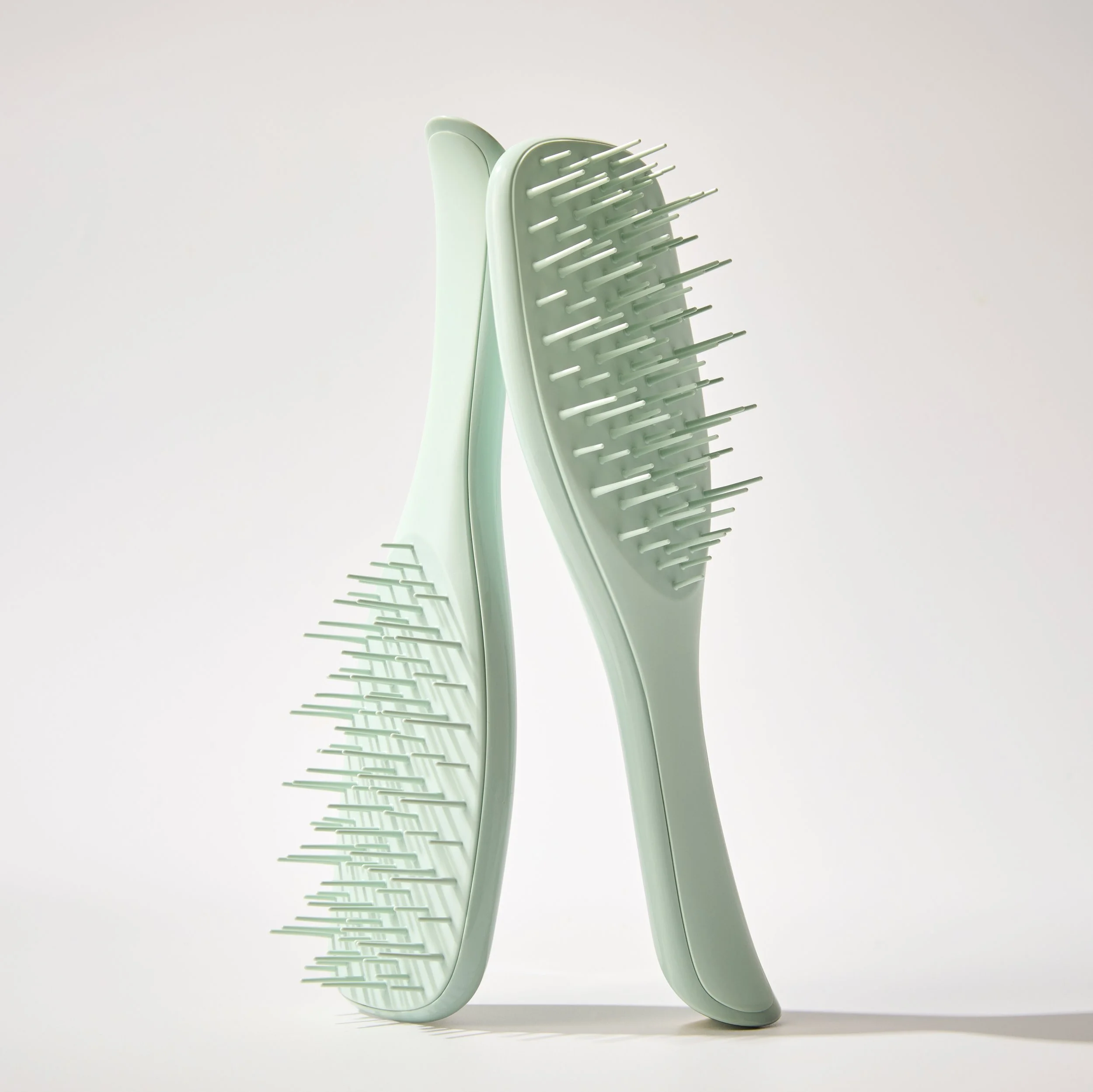 SHOT_25_FLATLAY_EUCALYPTUS_TT_EXTRA_GENTLE_1x1.jpg