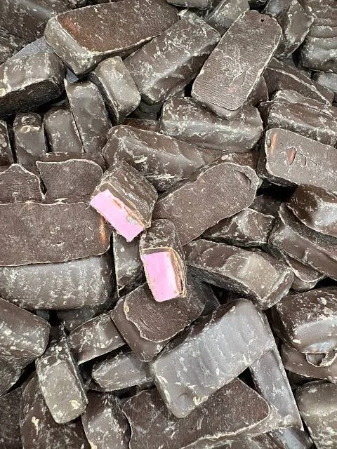 Chocolate Musk Chews (Like Pink Panthers) 120g
