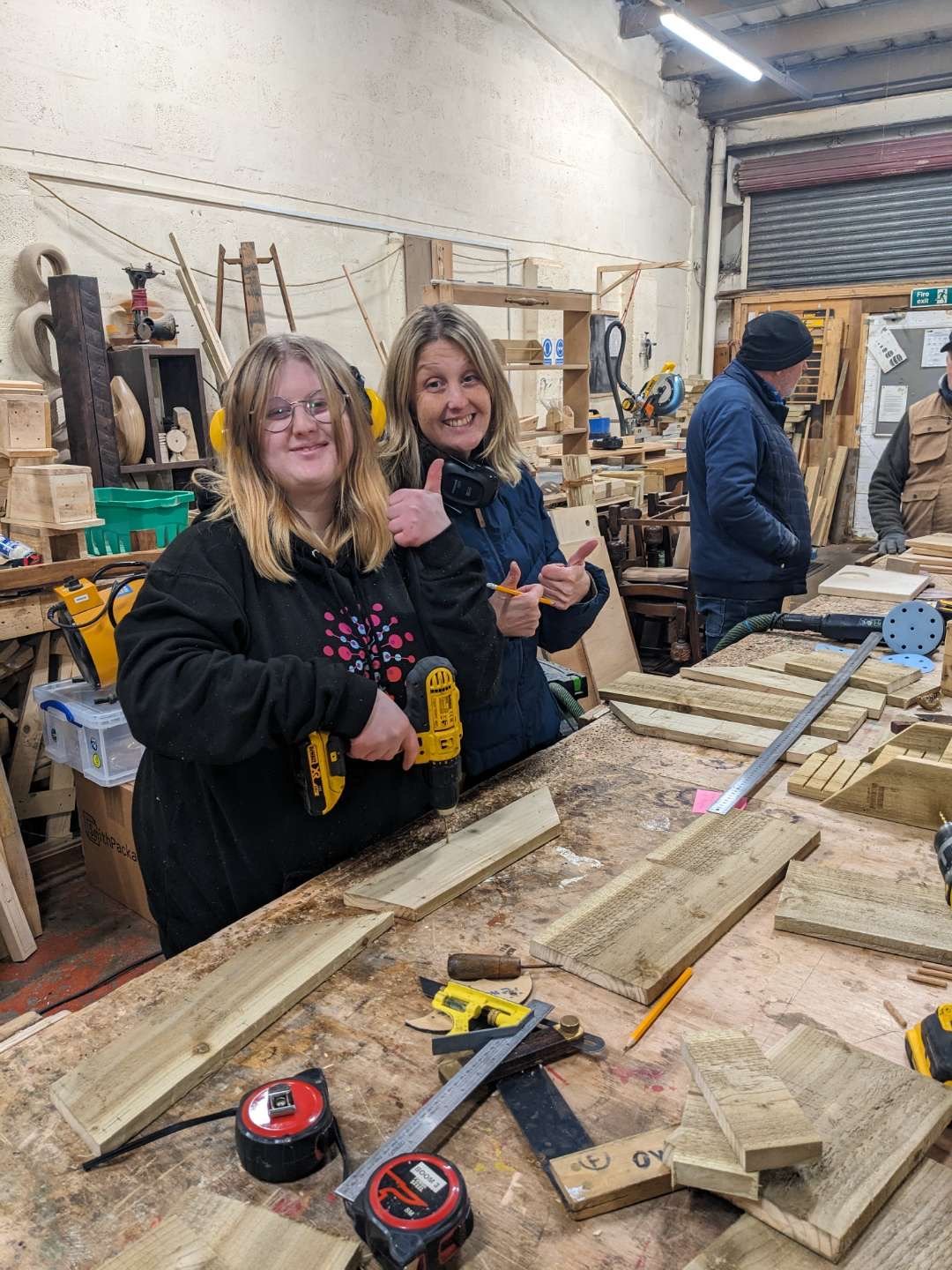Open Bench creations! 

Last week, we had a mother/daughter team who learned to make bat boxes for a community garden. 

And Arthur came in to make tea trays using offcuts from @scottish_wood 
The tea trays were made as gifts for the festive season, 