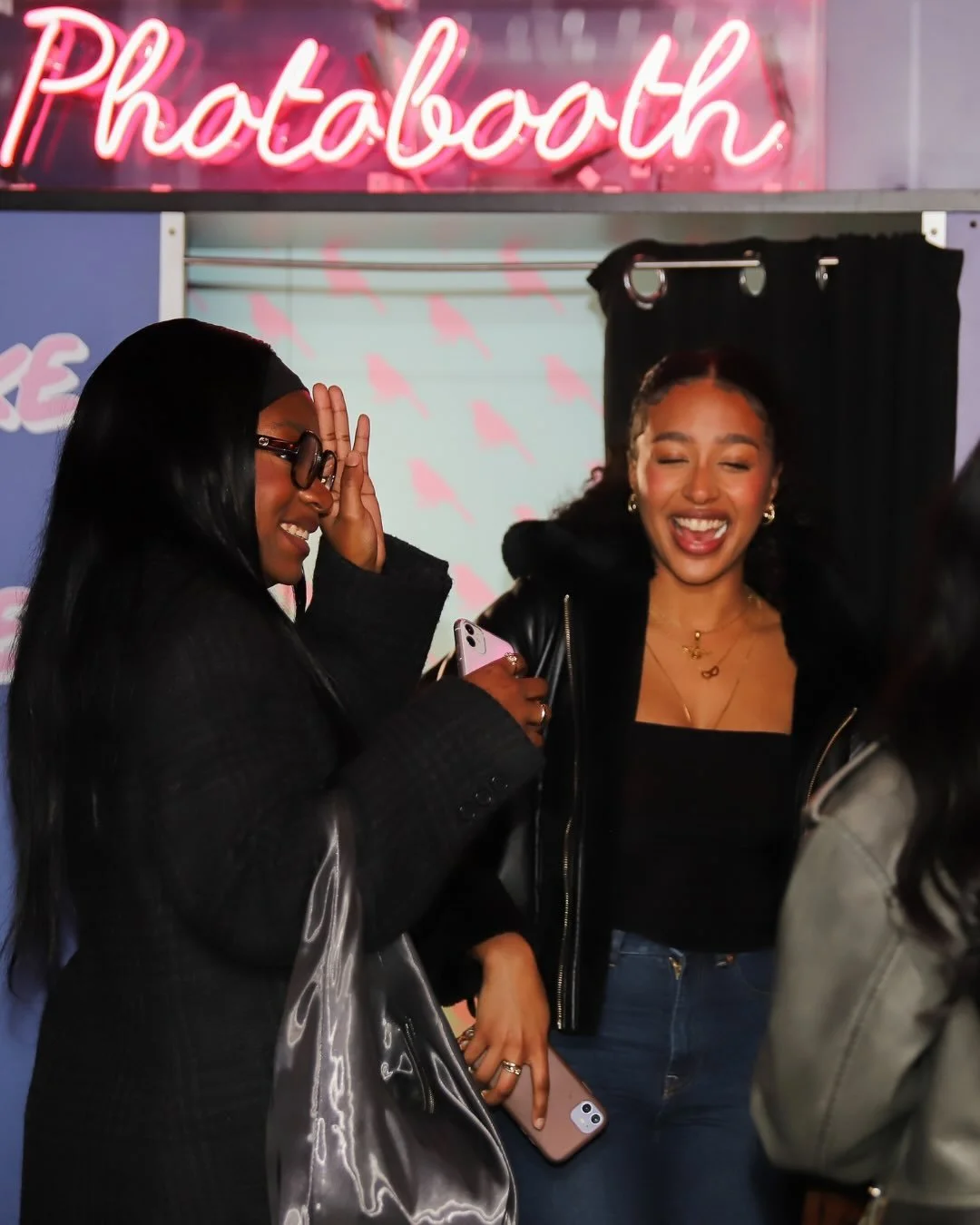 Drinks with strangers? Awkward? Not in this community!

Sign up to an event now and get ready for girlie catch ups after work 💖🥂

P.s. everyone comes solo. Link in bio 🔗
