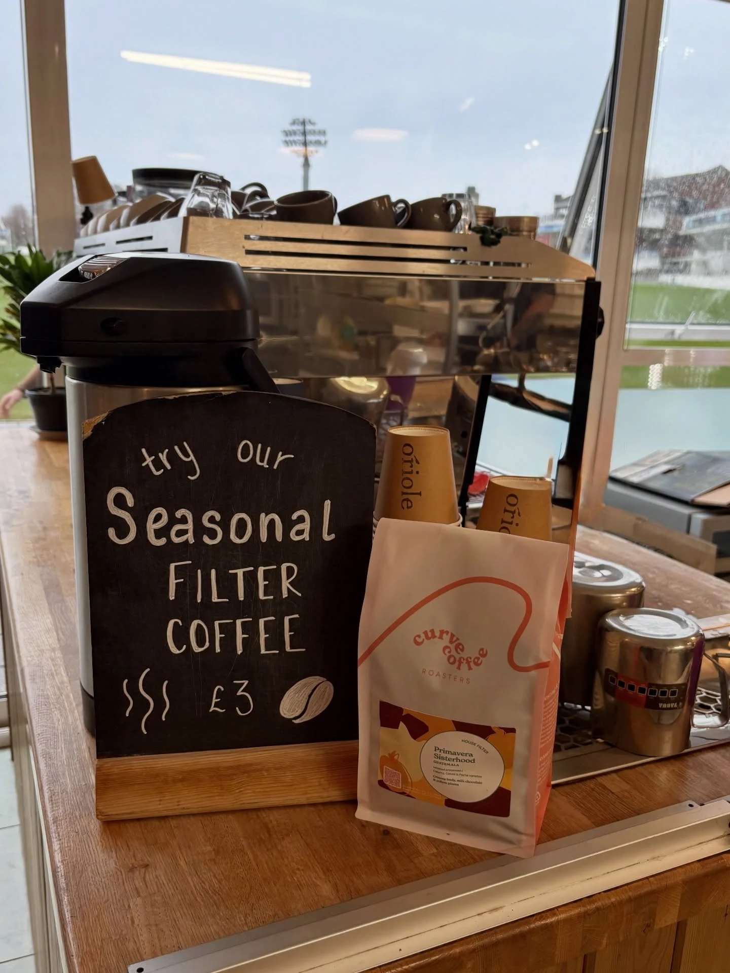 IT&rsquo;S BACK!! You have to try our @curveroasters seasonal filter 🧡☕️

#coffee #canterbury #canterburycafe
