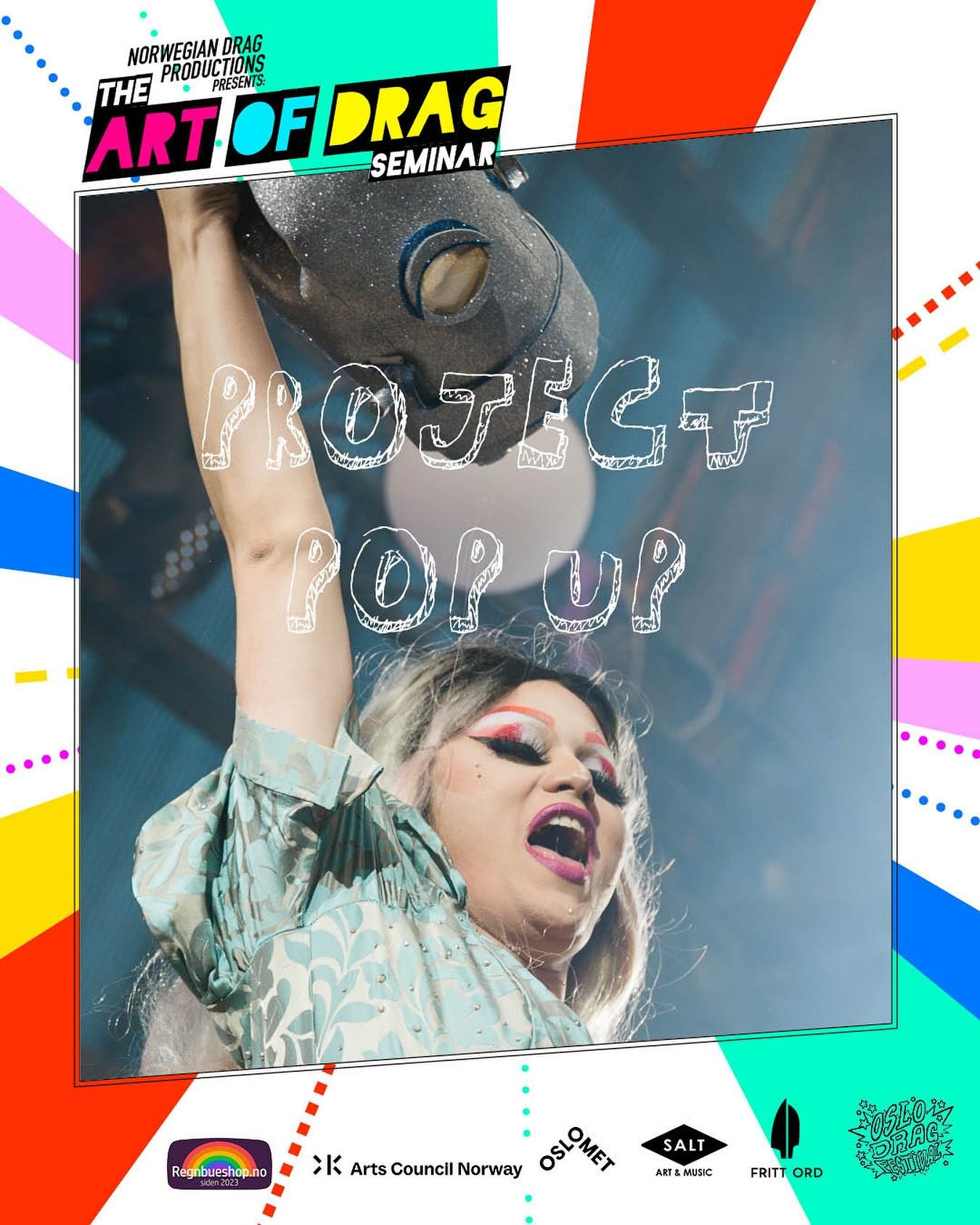 Kj&aelig;re alle sammen!

The Art of Drag Seminar n&aelig;rmer seg med stormskritt &ndash; og vi har spennende nyheter!

I tillegg til inspirerende foredrag byr vi ogs&aring; p&aring; korte innslag der ulike drag-relaterte prosjekter presenteres. Dis