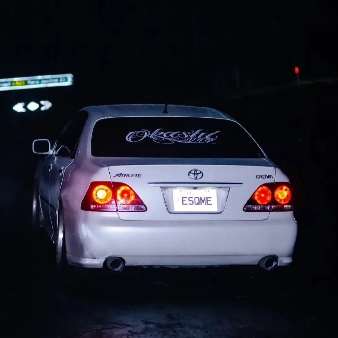 Rear+banner+Crown+.jpg