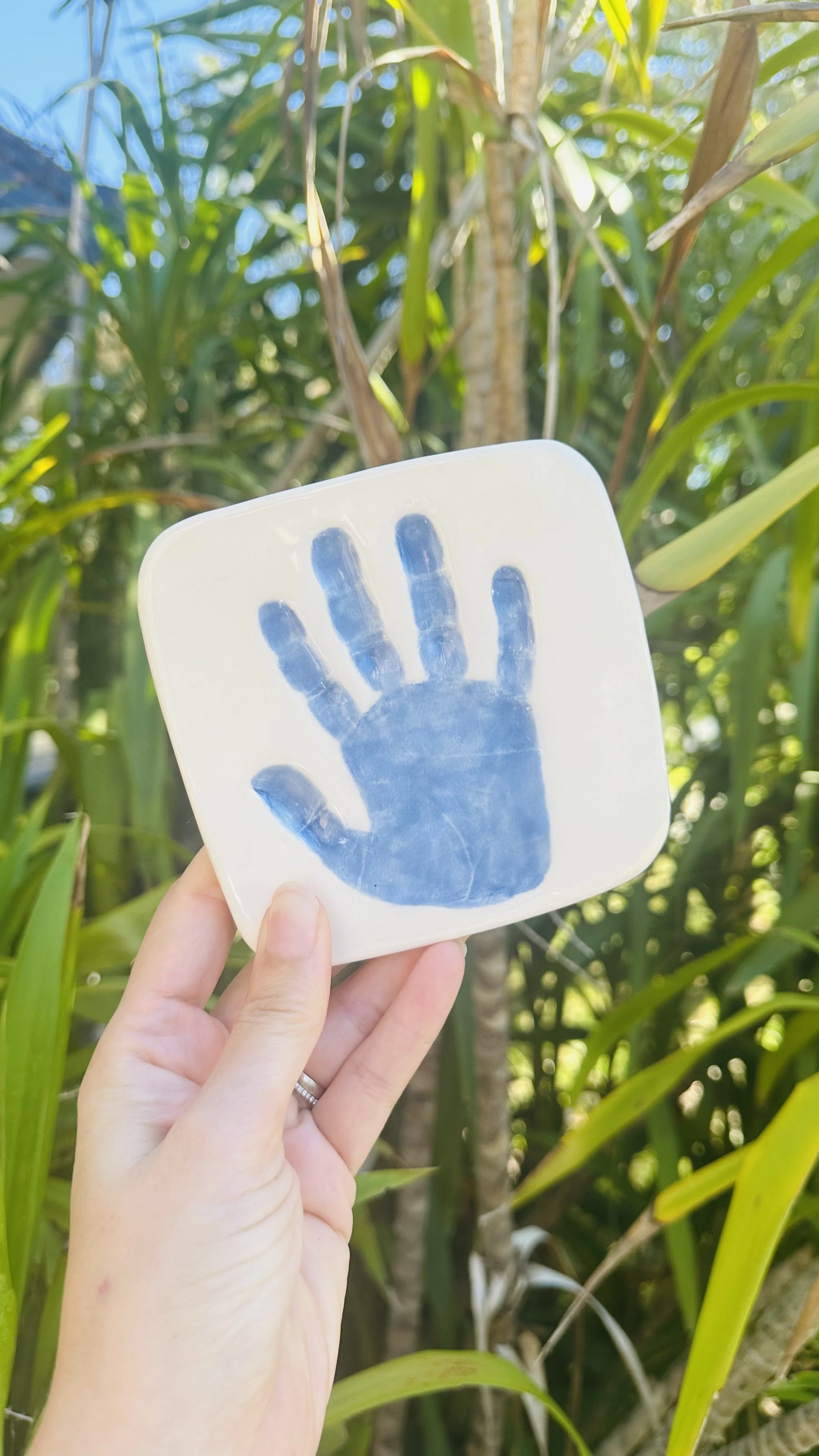 baby-handprint-single-clay-imprint.jpeg