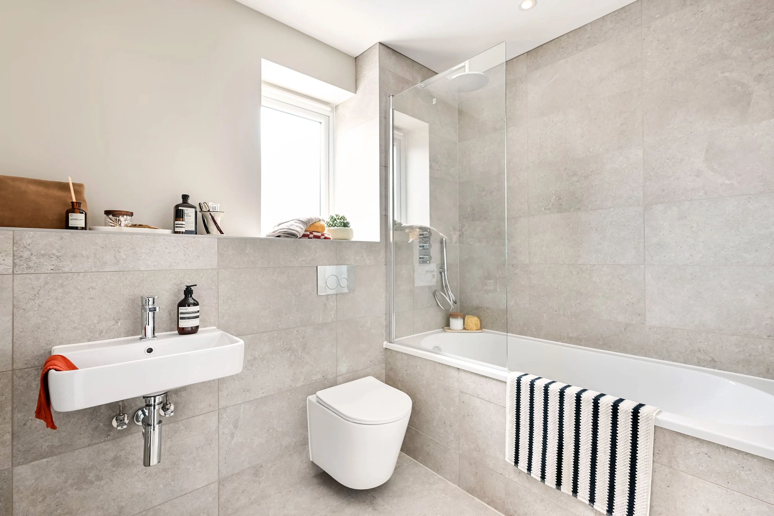 bathroom1-1.jpg