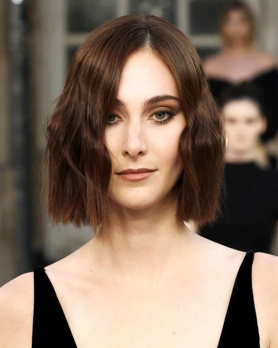 Celia Kritharioti Paris Fashion week AW22
Key MUA: Maria Nikoloudaki