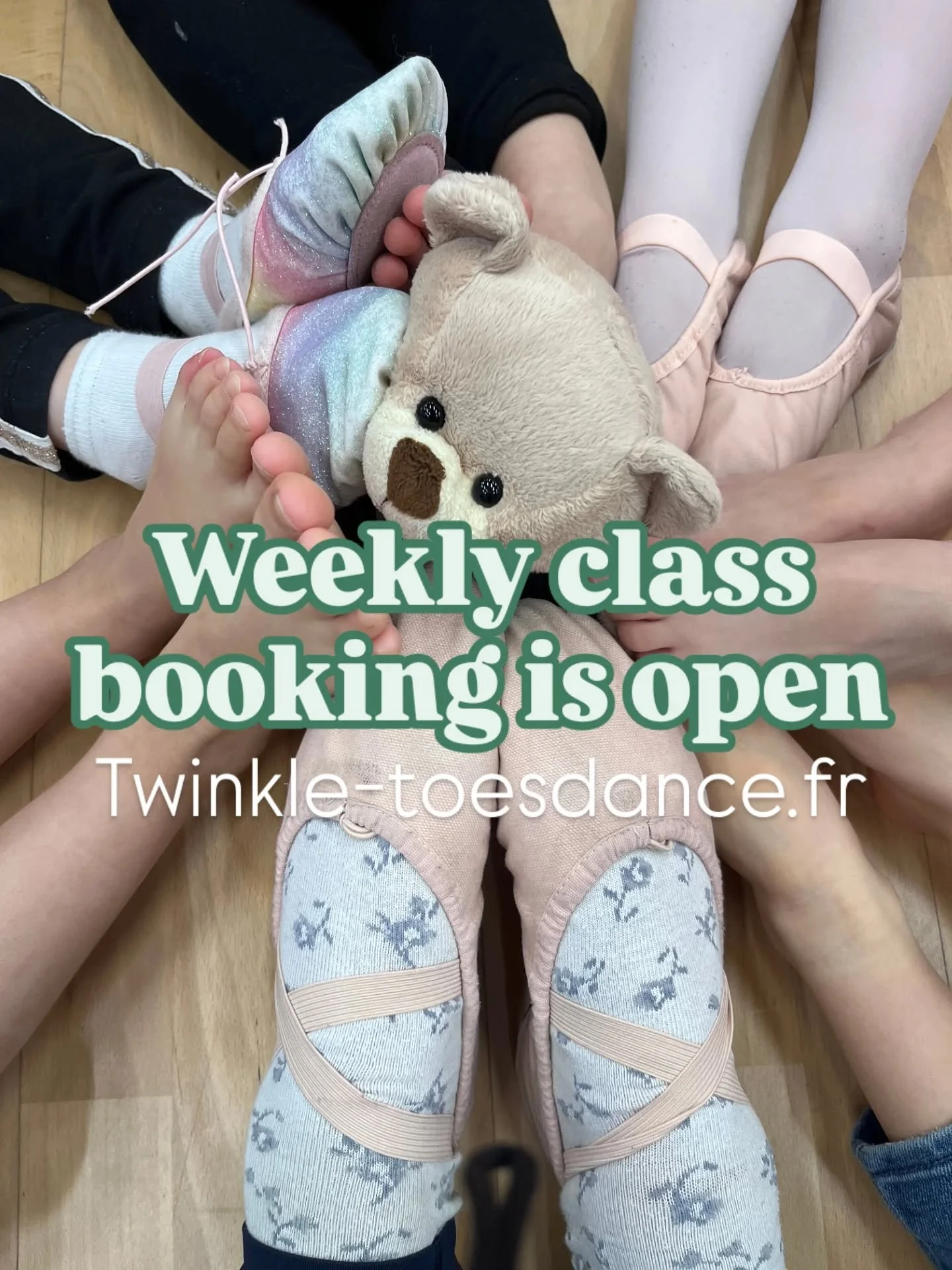 Head to our website to book your slot now! 

Nous proposons des cours hebdomadaires pour les enfants de 1 &agrave; 8 ans
Mercredi : AIX-en-Provence 13090
Jeudi-samedi : Le Tholonet 13100

All in English 🇬🇧

#twinkletoesdancefr #danseclassique #dans