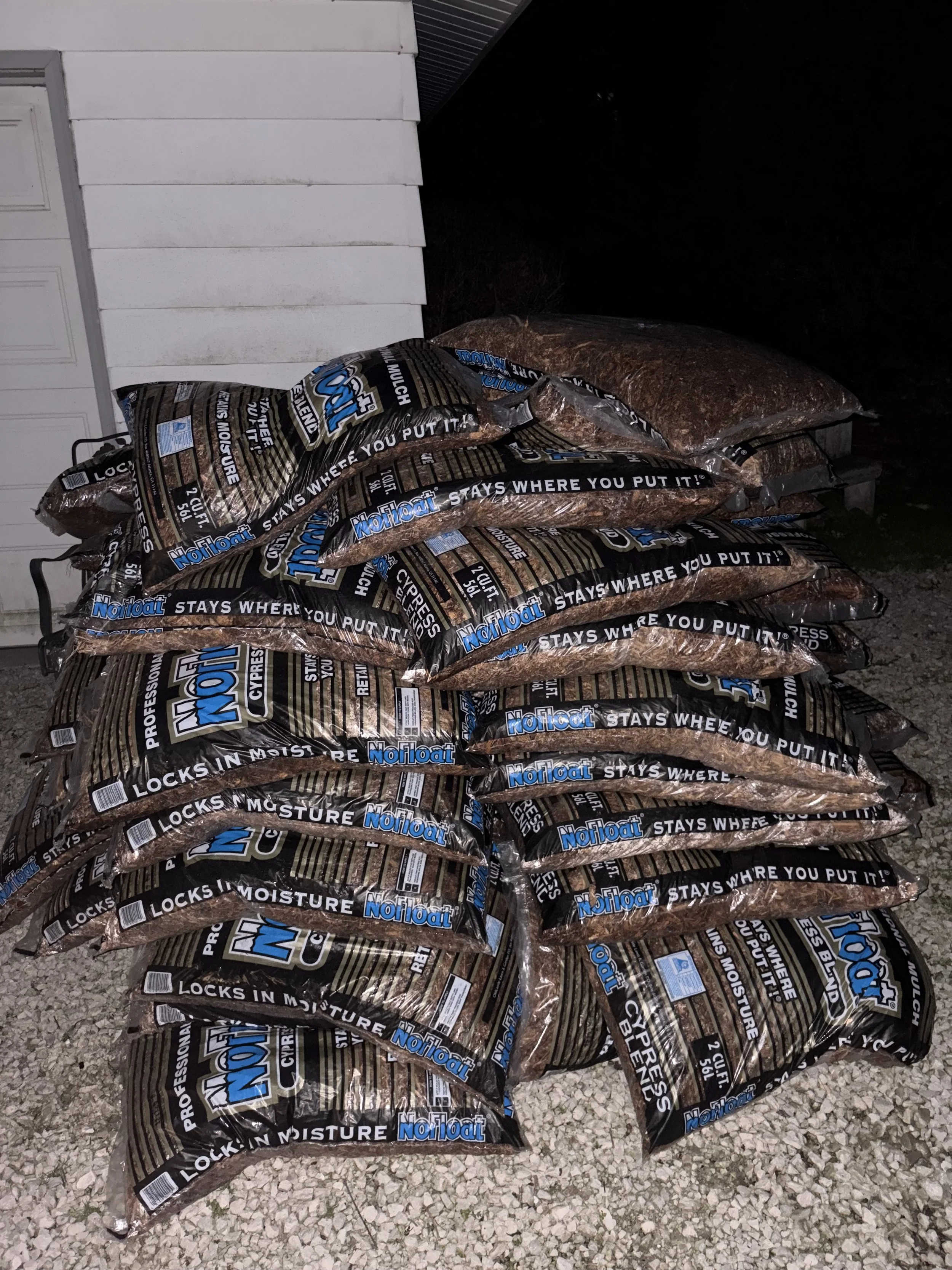 Mulch delivery