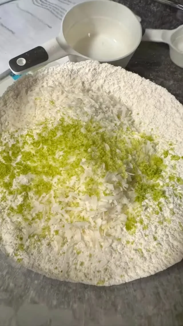 I love it, when I run out of lime zest for my scones… And I can literally walk 30 feet to the “store”, a.k.a. my backyard, to get a fresh lime 🍋‍🟩 off of my tree. Nothing better than that.
#SmallBusiness #cottagebakery #sou