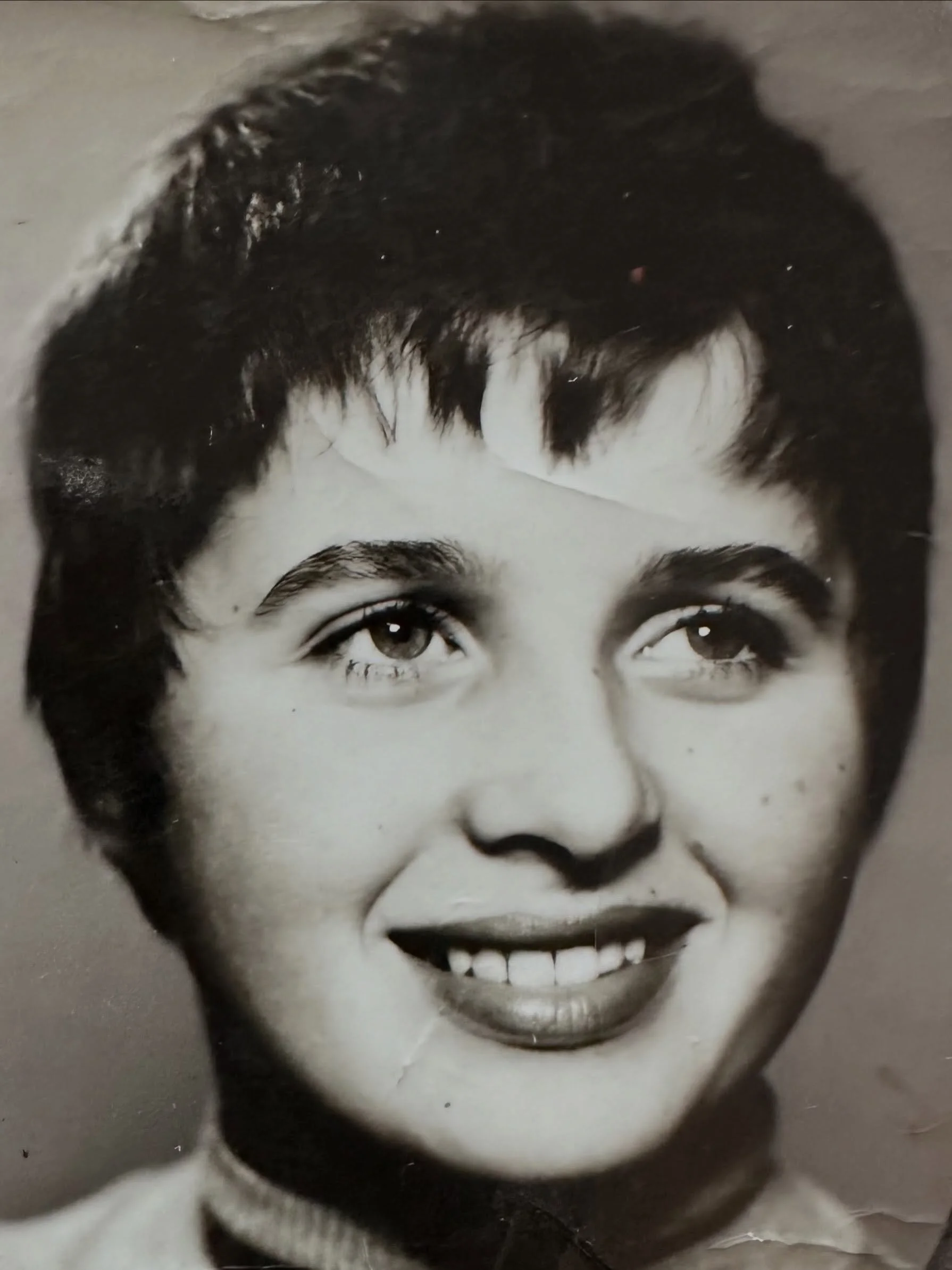 RIP mamma ❤️savner deg ⭐️sterk, stolt , h&oslash;yt elsket

With profound sadness, I share that our beloved mother passed away peacefully with her family by her side.

🌟Ragnhild Stray🌟
10.08.1937 - July 29 th 2026.

#mother #eternity #mamma #love