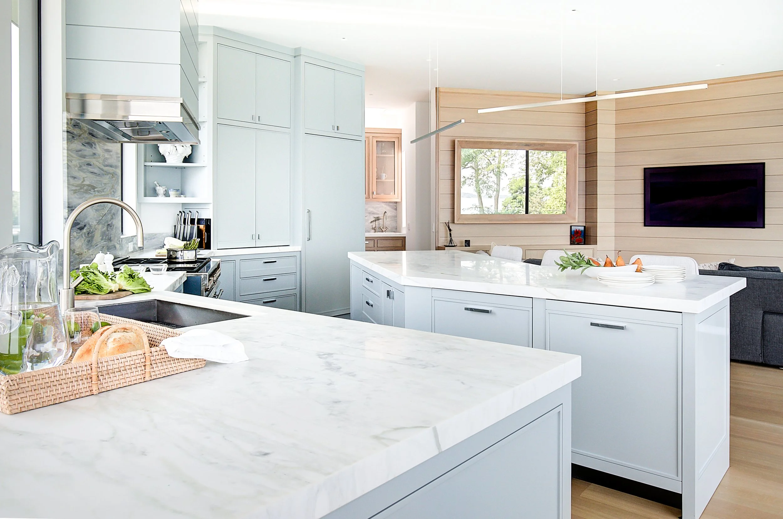Shoreline Showpiece Hamptons Madison Kitchen Cabinetry Open Concept.jpg