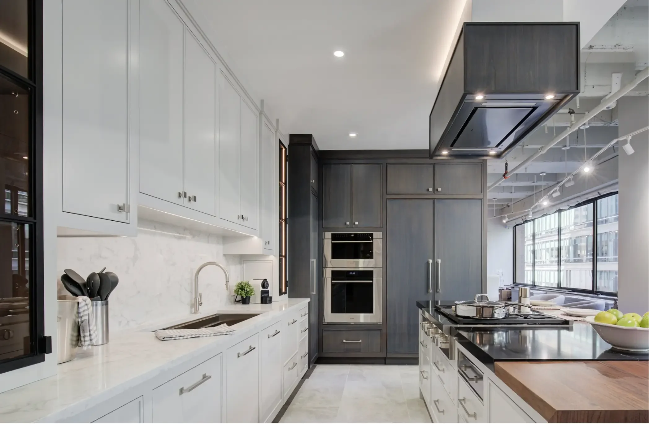 nyc-showroom-cinder-walnut-madison.webp