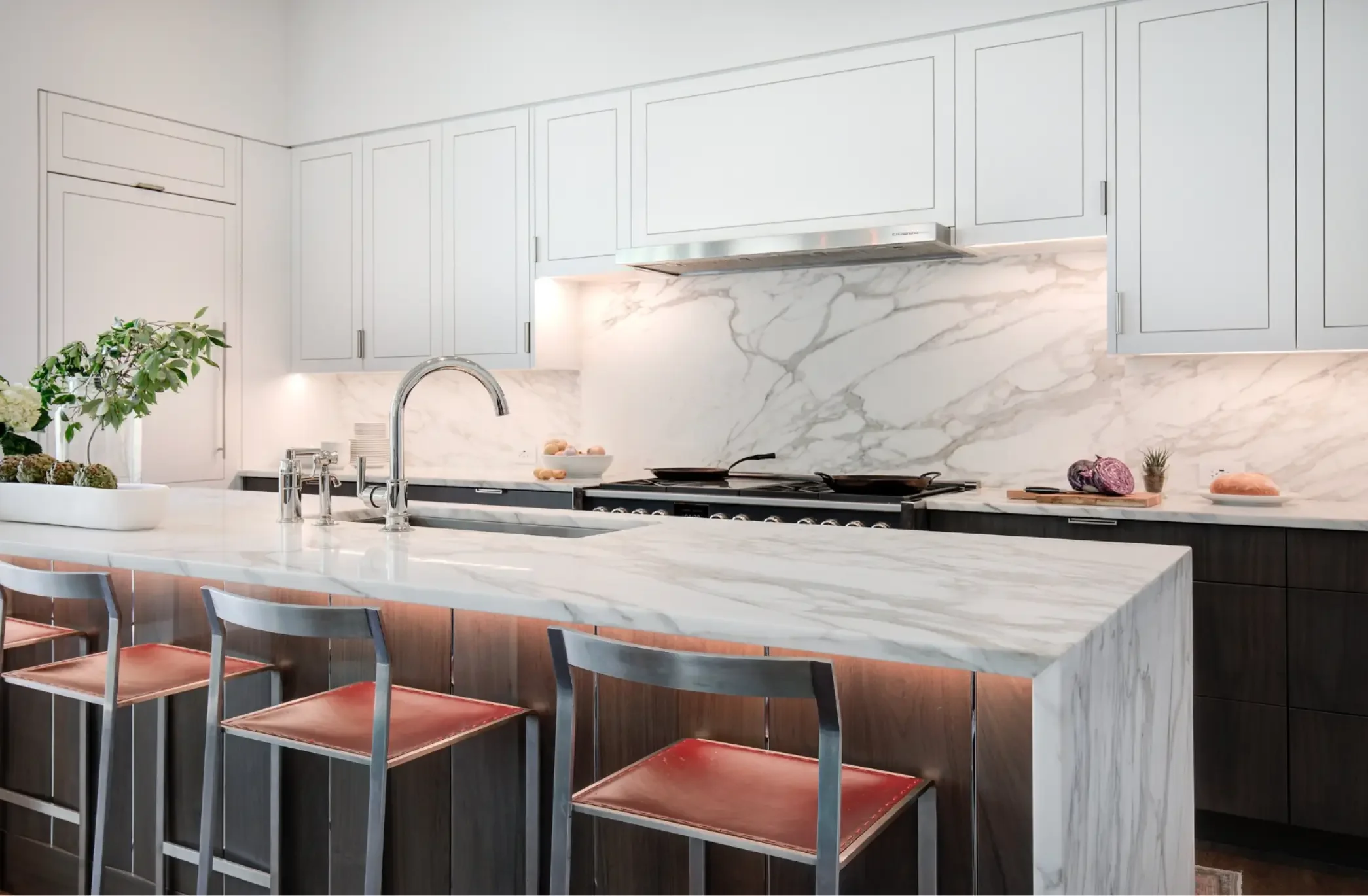 nyc-white-revelane-contemporary-uppers.webp