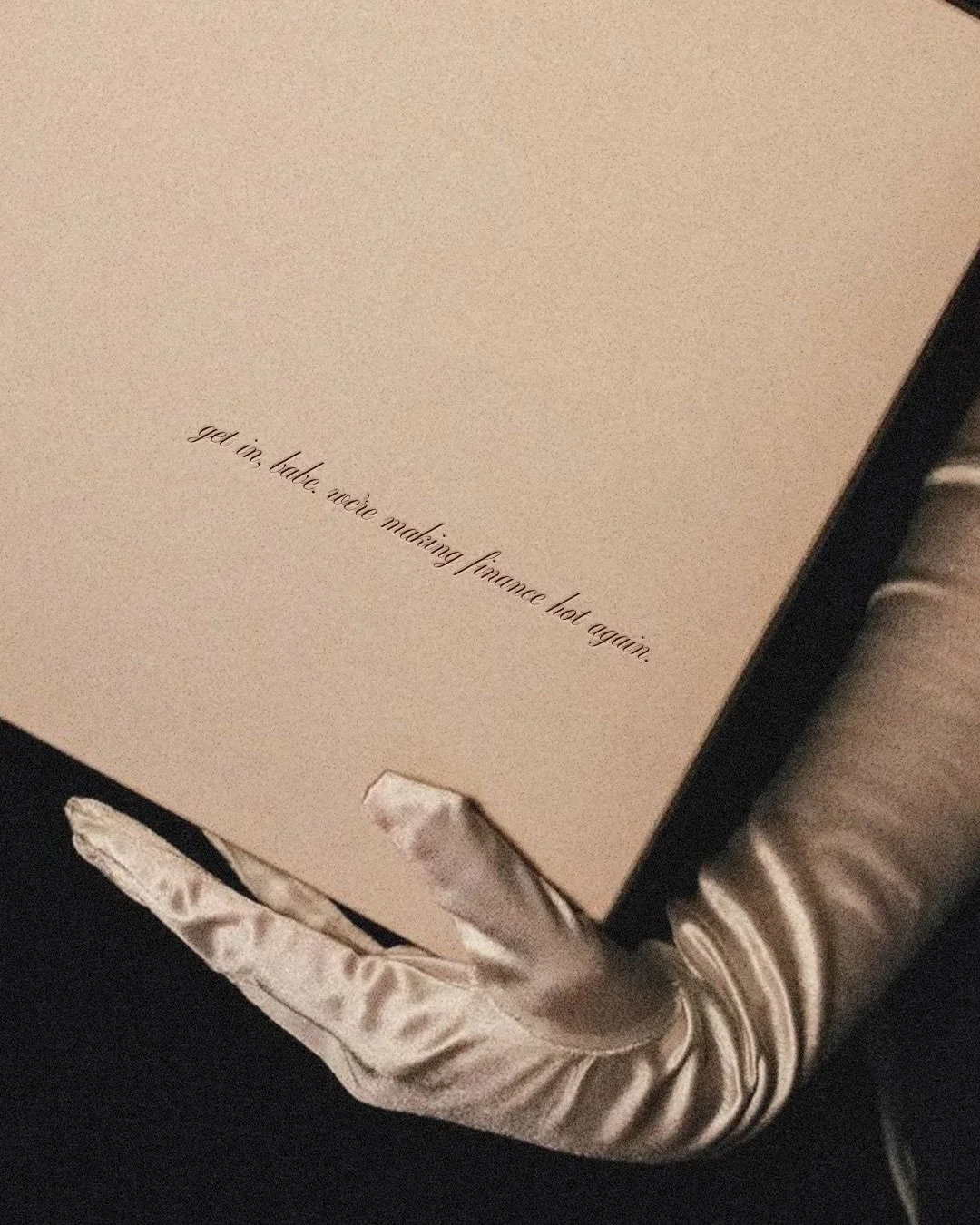 If you&rsquo;re posting &ldquo;here&rsquo;s what a balance sheet is&rdquo; and wondering why you&rsquo;re not booked solid, I&rsquo;m about to change your life 💃

Educational content attracts people who want to learn how to do the thing themselves. 