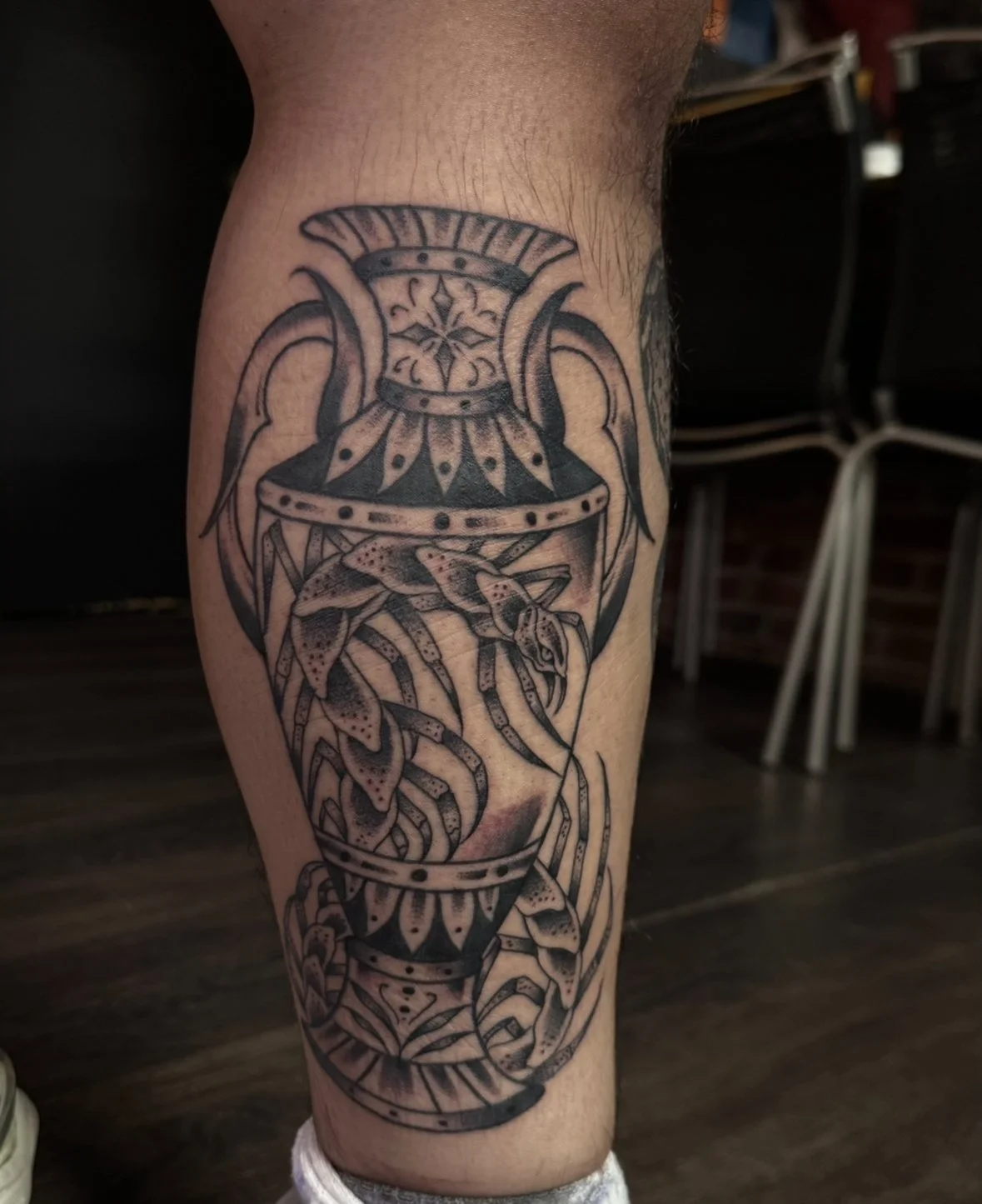 Centipede Vase Flash