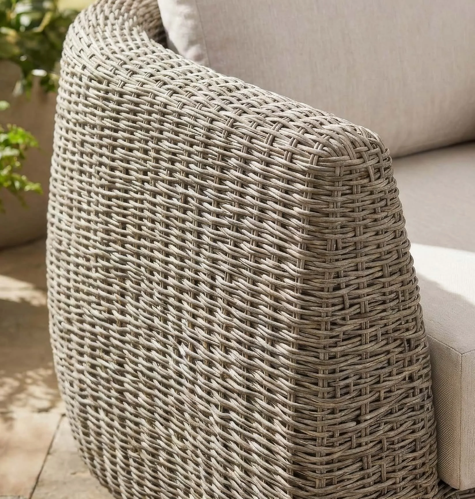 2027_PorticaCatalog_HeronDetail-HighRes.jpeg